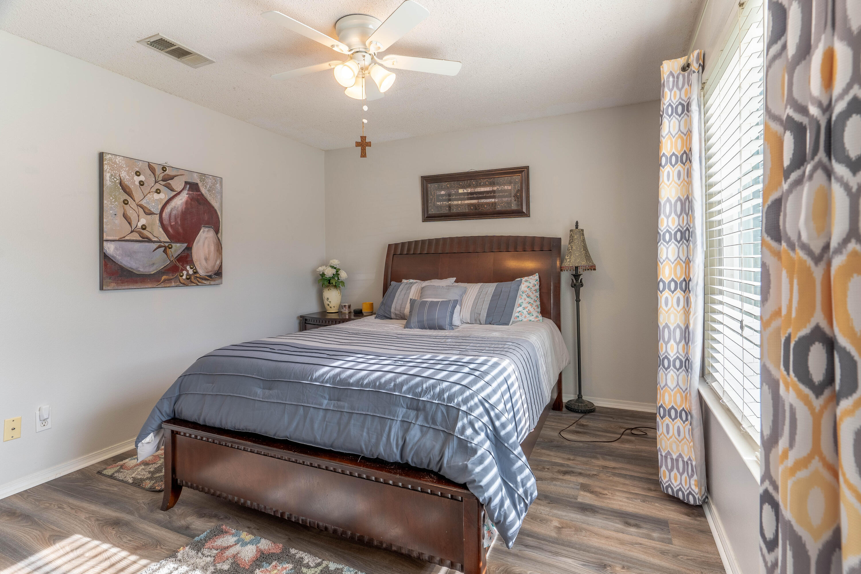 CADDIES COVE - Residential