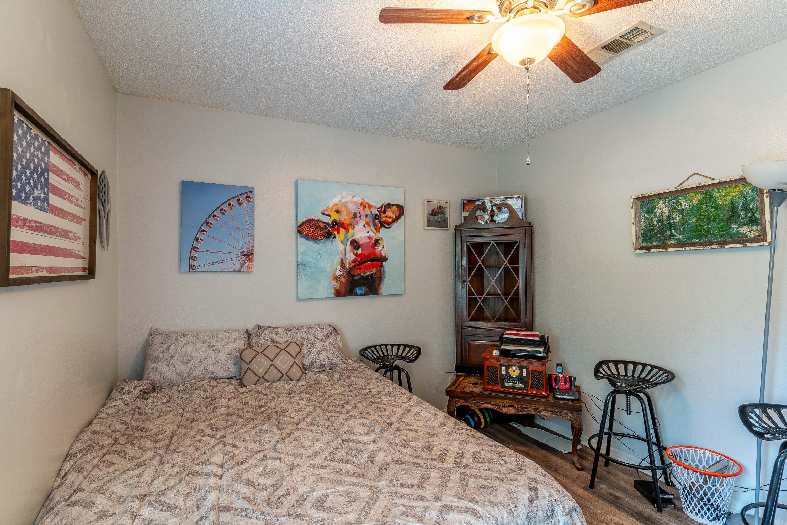 CADDIES COVE - Residential