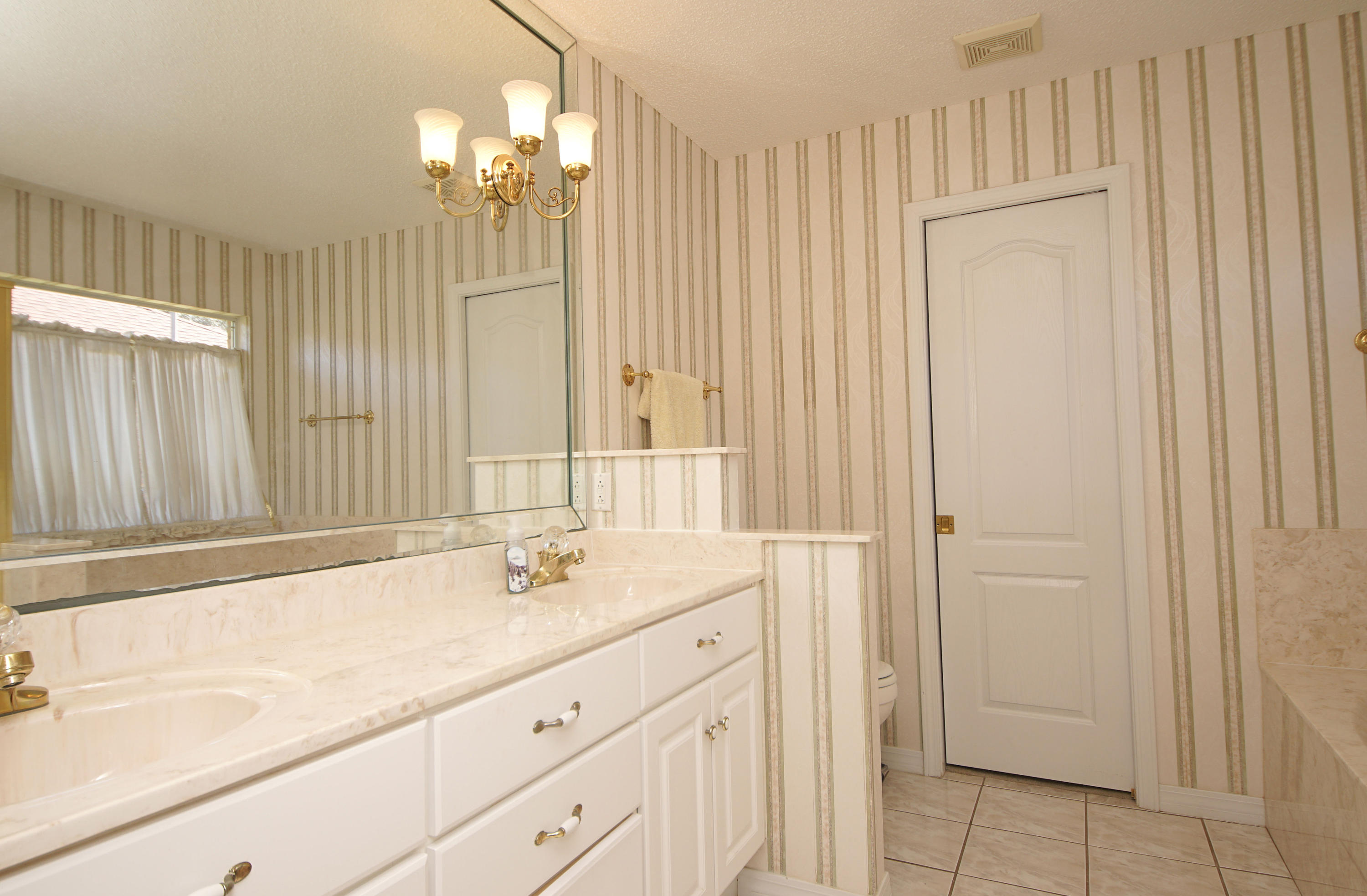 PINNACLE POINT - Residential