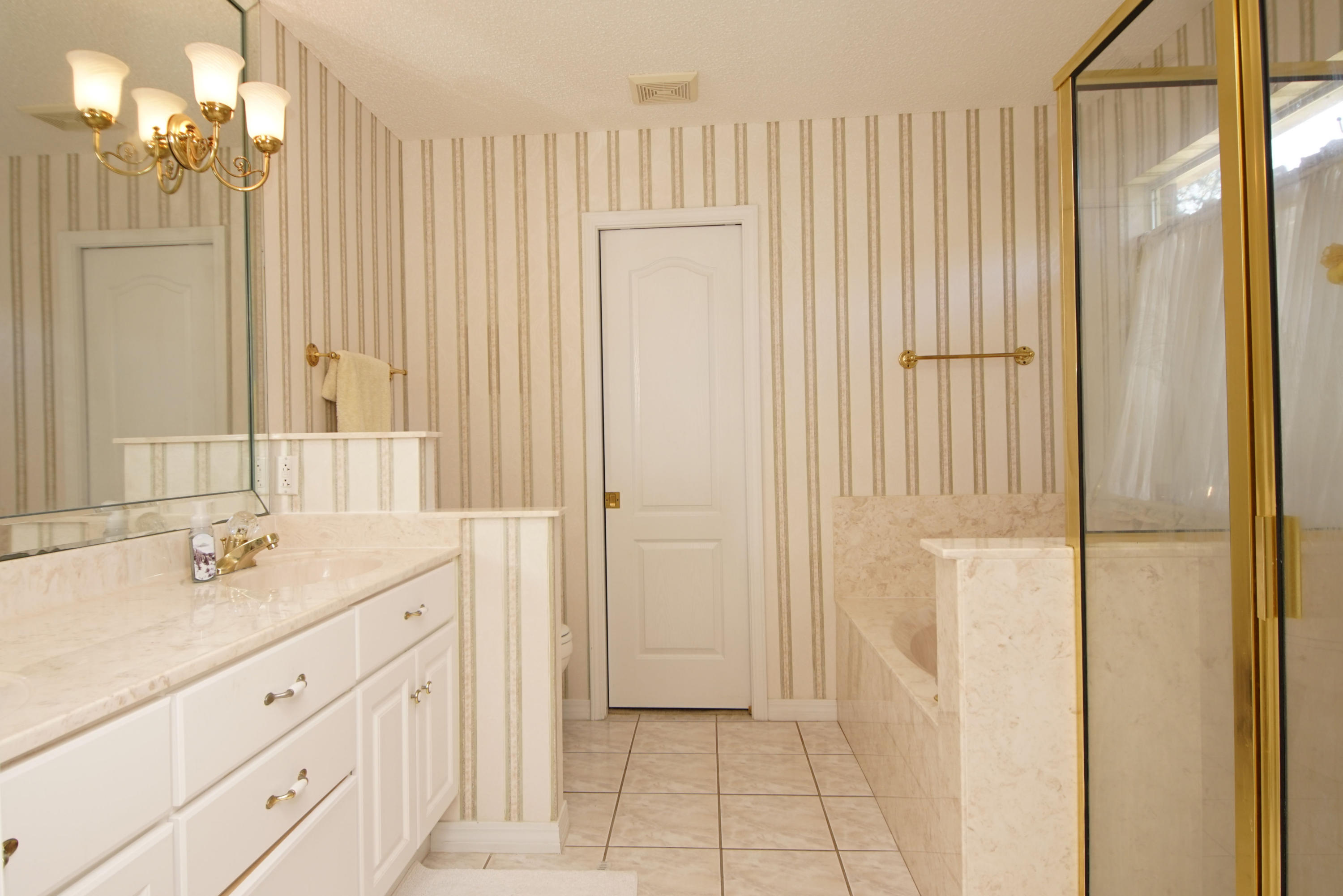 PINNACLE POINT - Residential