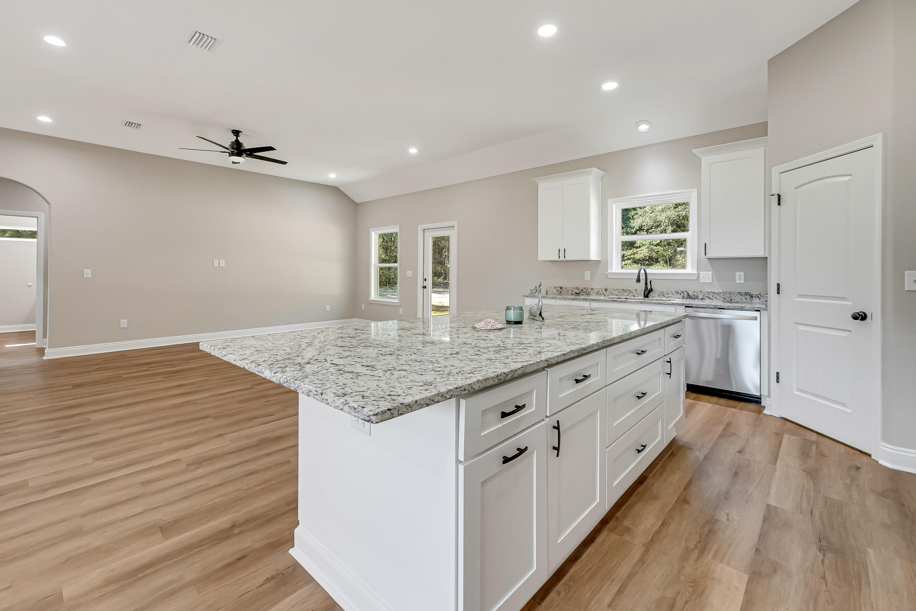 PARKER HEIGHTS - Residential