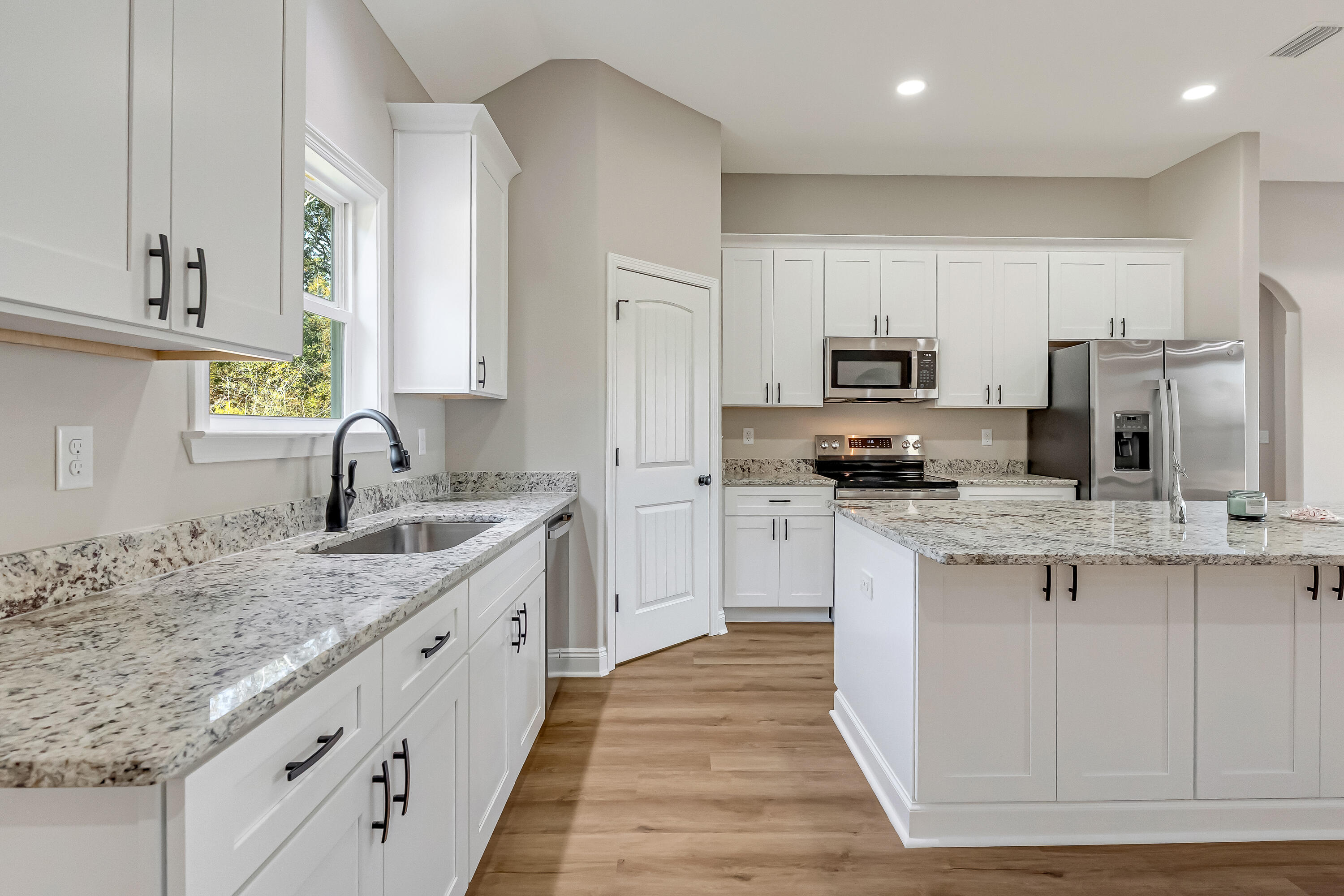 PARKER HEIGHTS - Residential