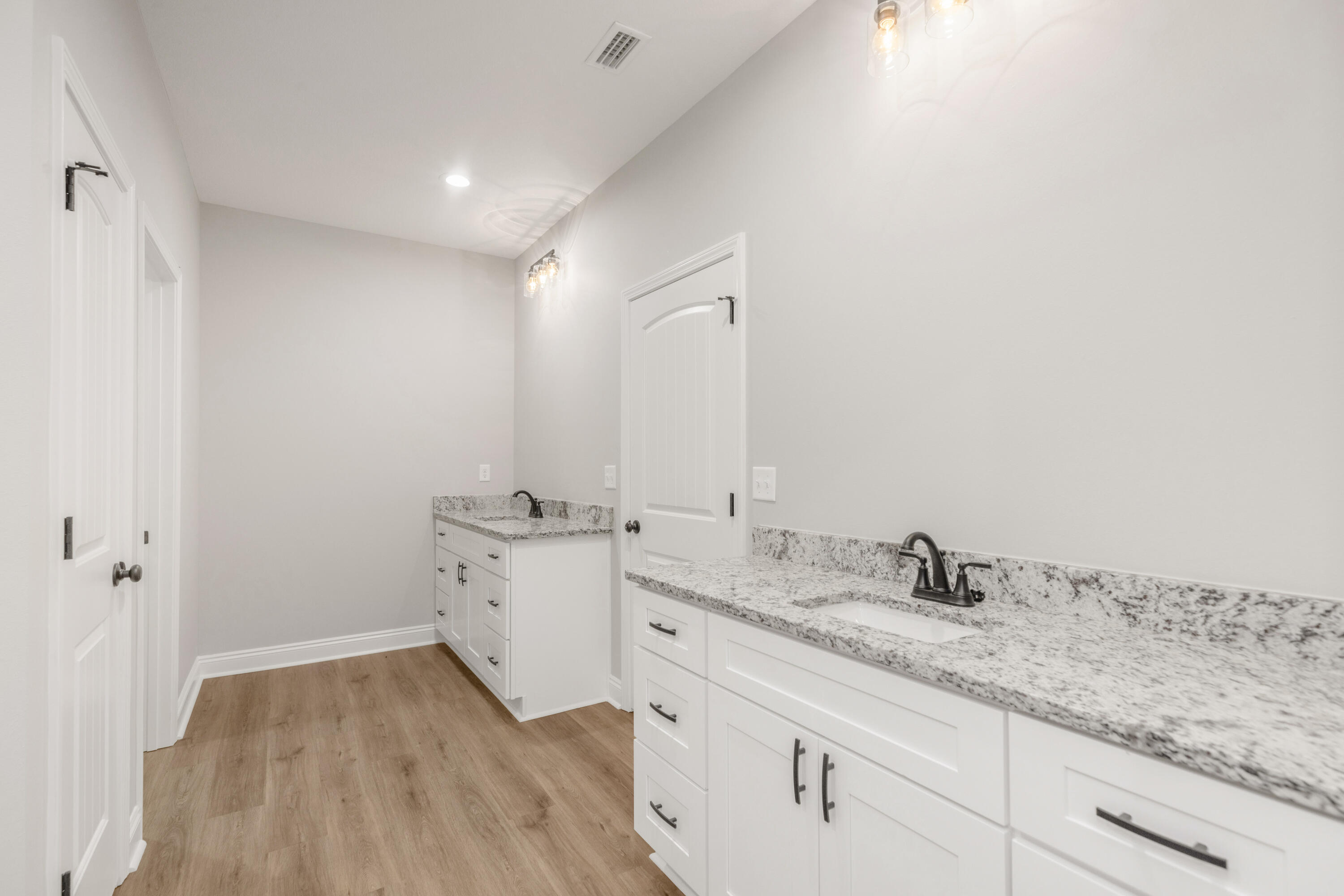 PARKER HEIGHTS - Residential