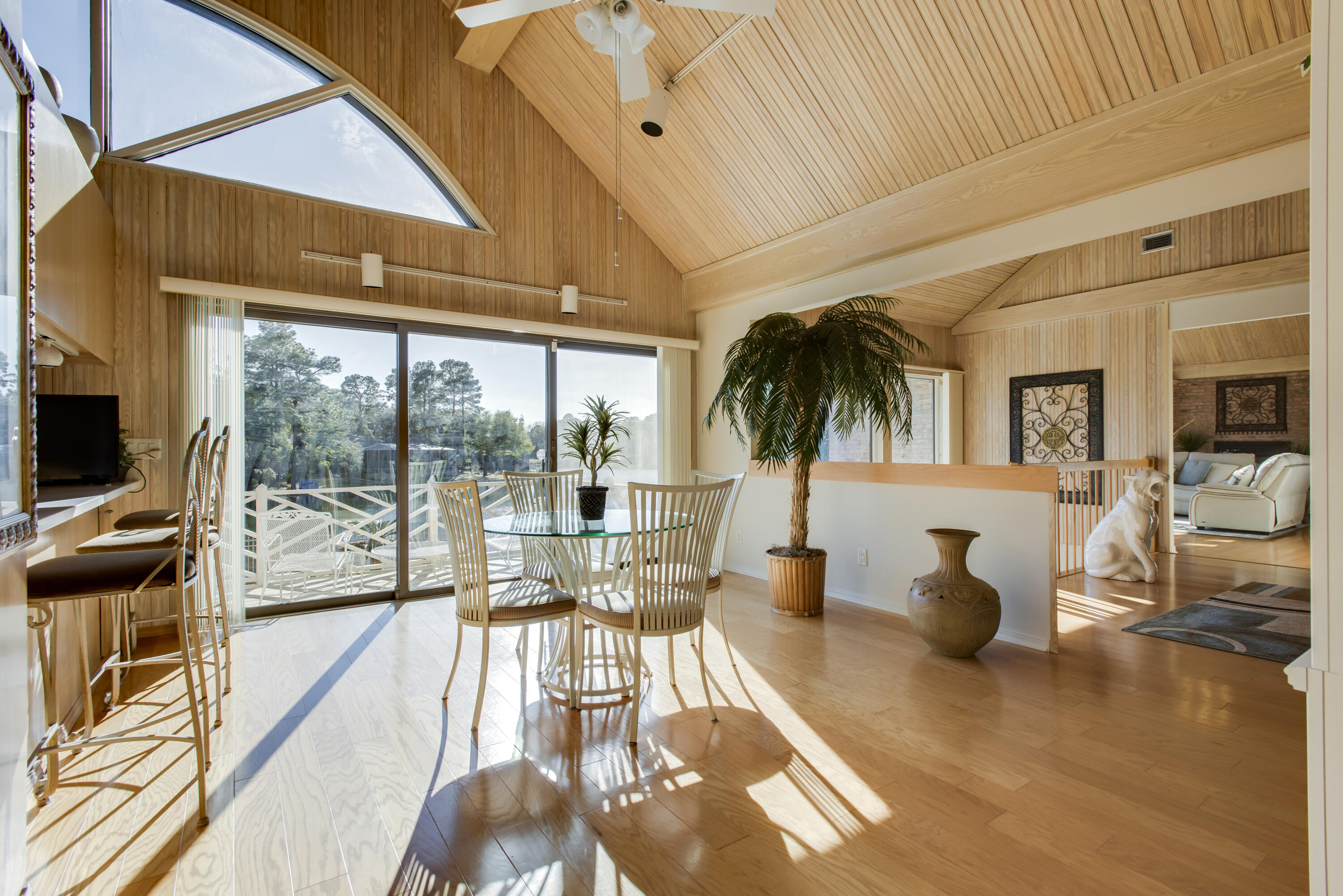 Rocky Bayou Cc Est 3 - Residential