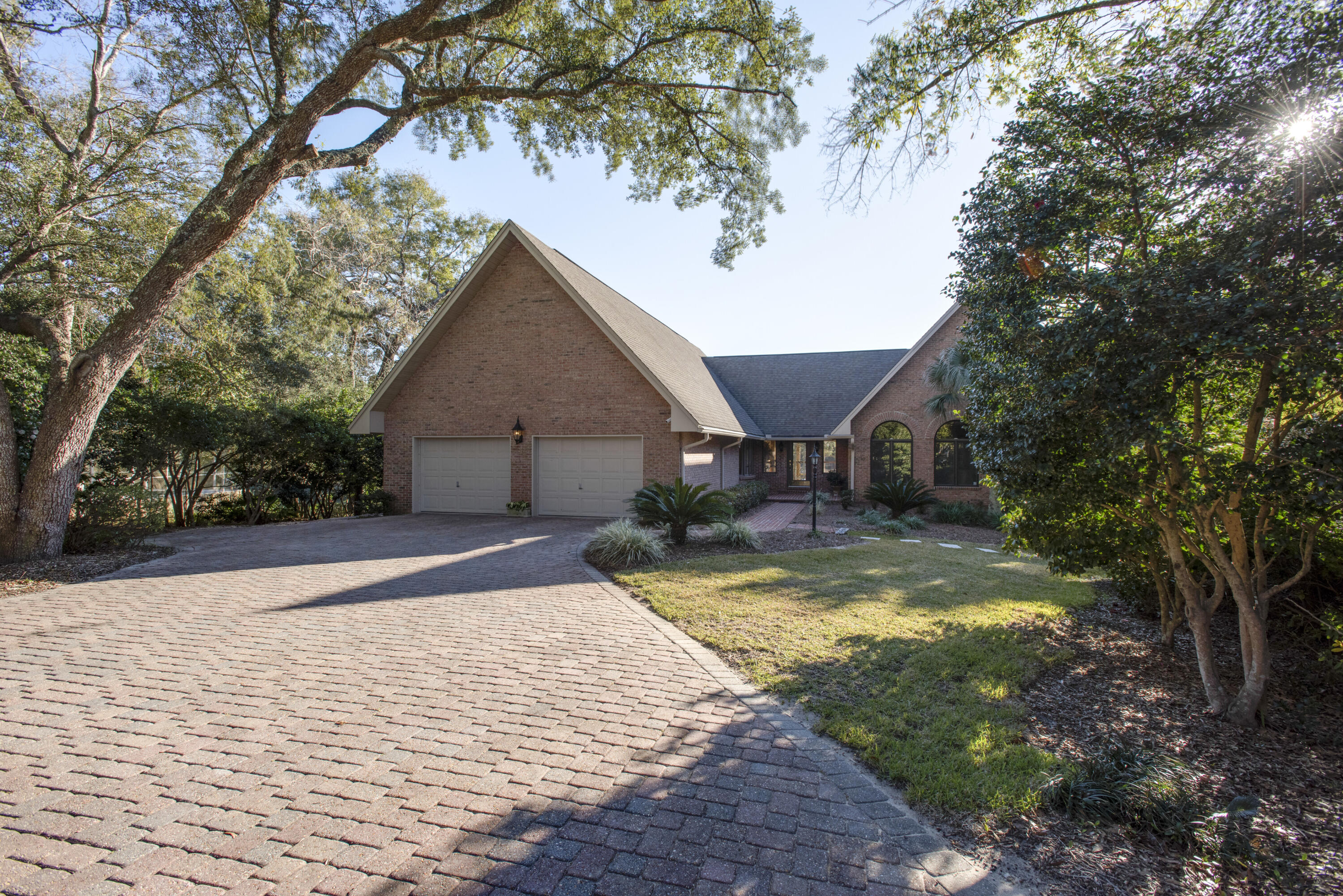 Rocky Bayou Cc Est 3 - Residential