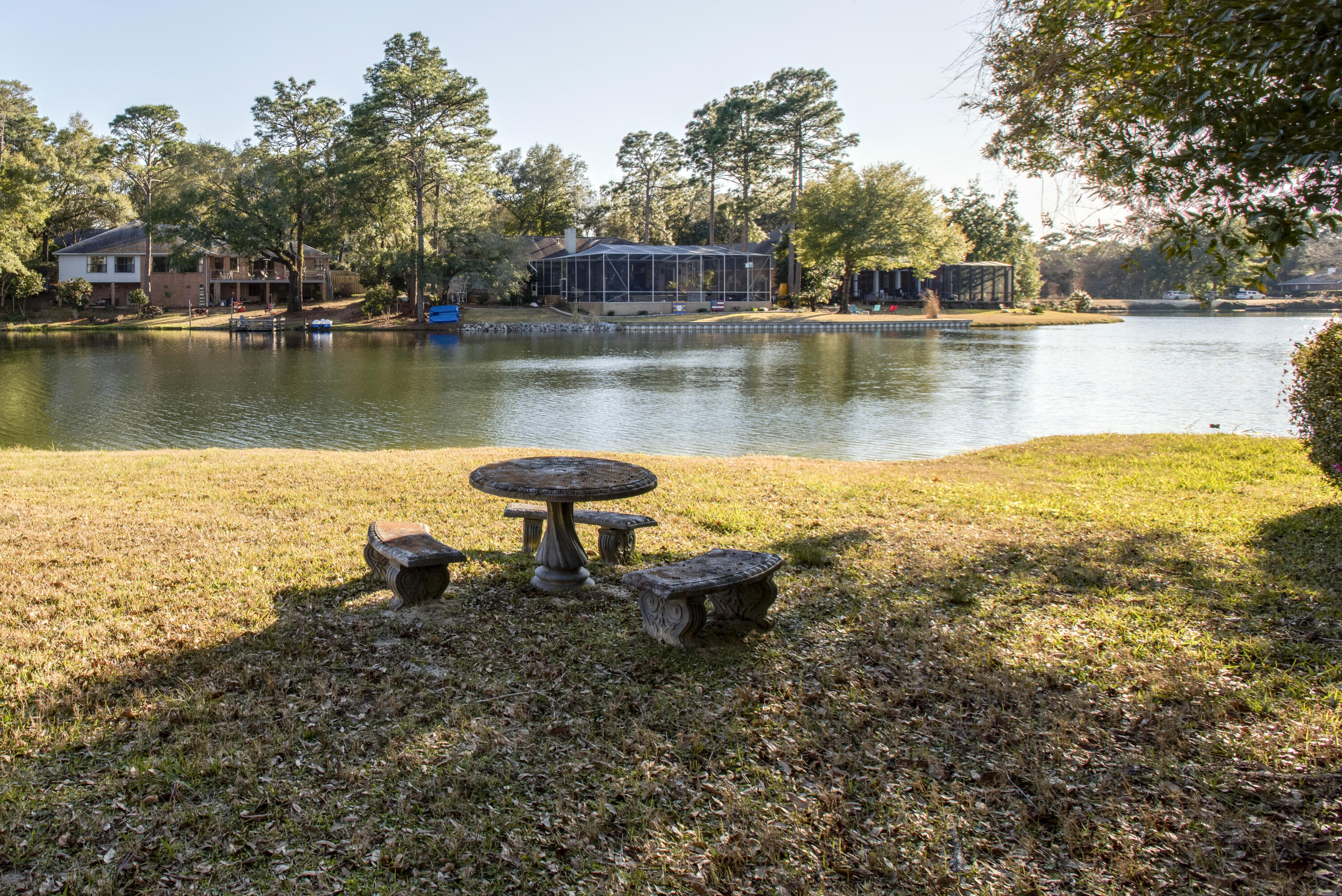 Rocky Bayou Cc Est 3 - Residential