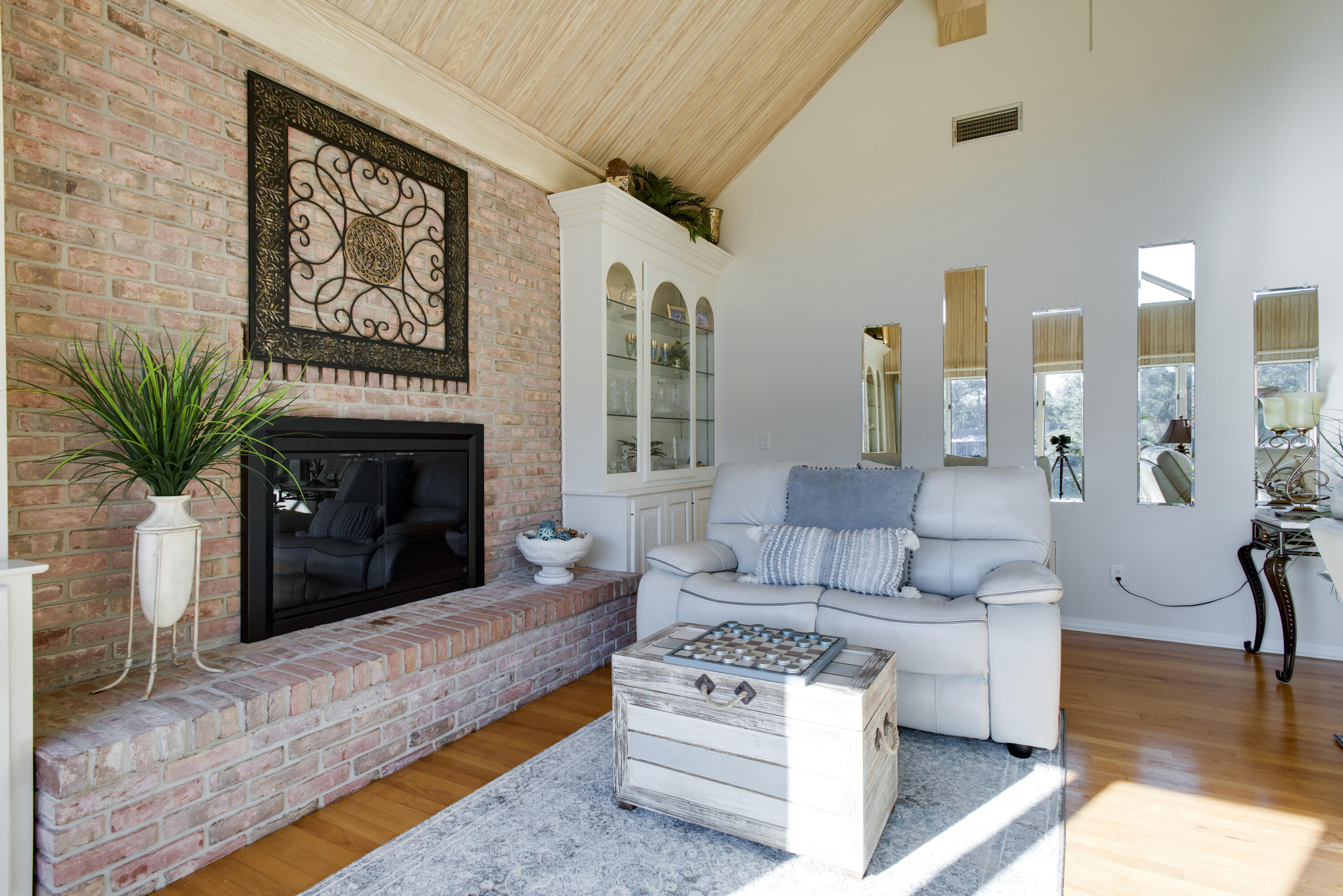 Rocky Bayou Cc Est 3 - Residential