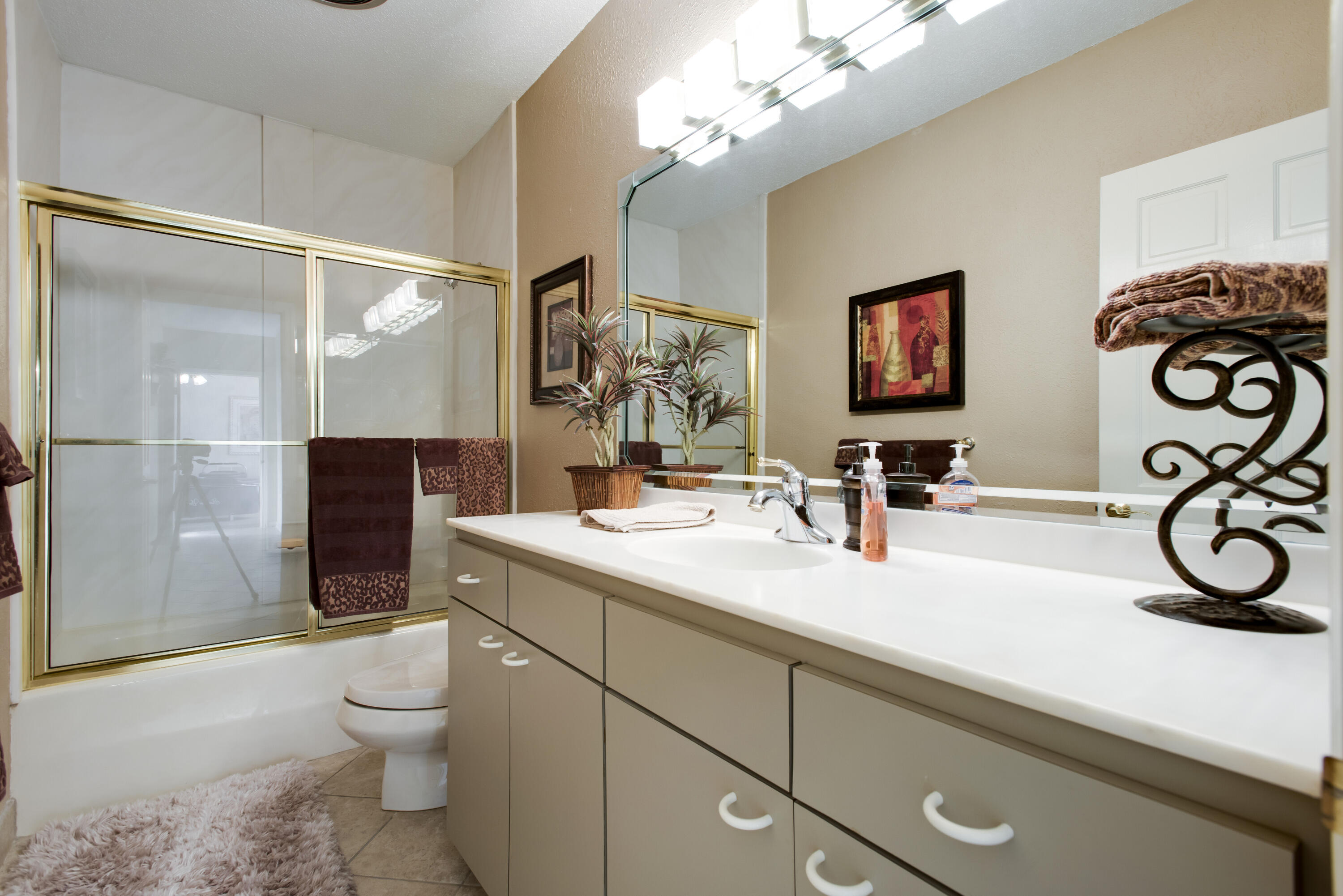 Rocky Bayou Cc Est 3 - Residential