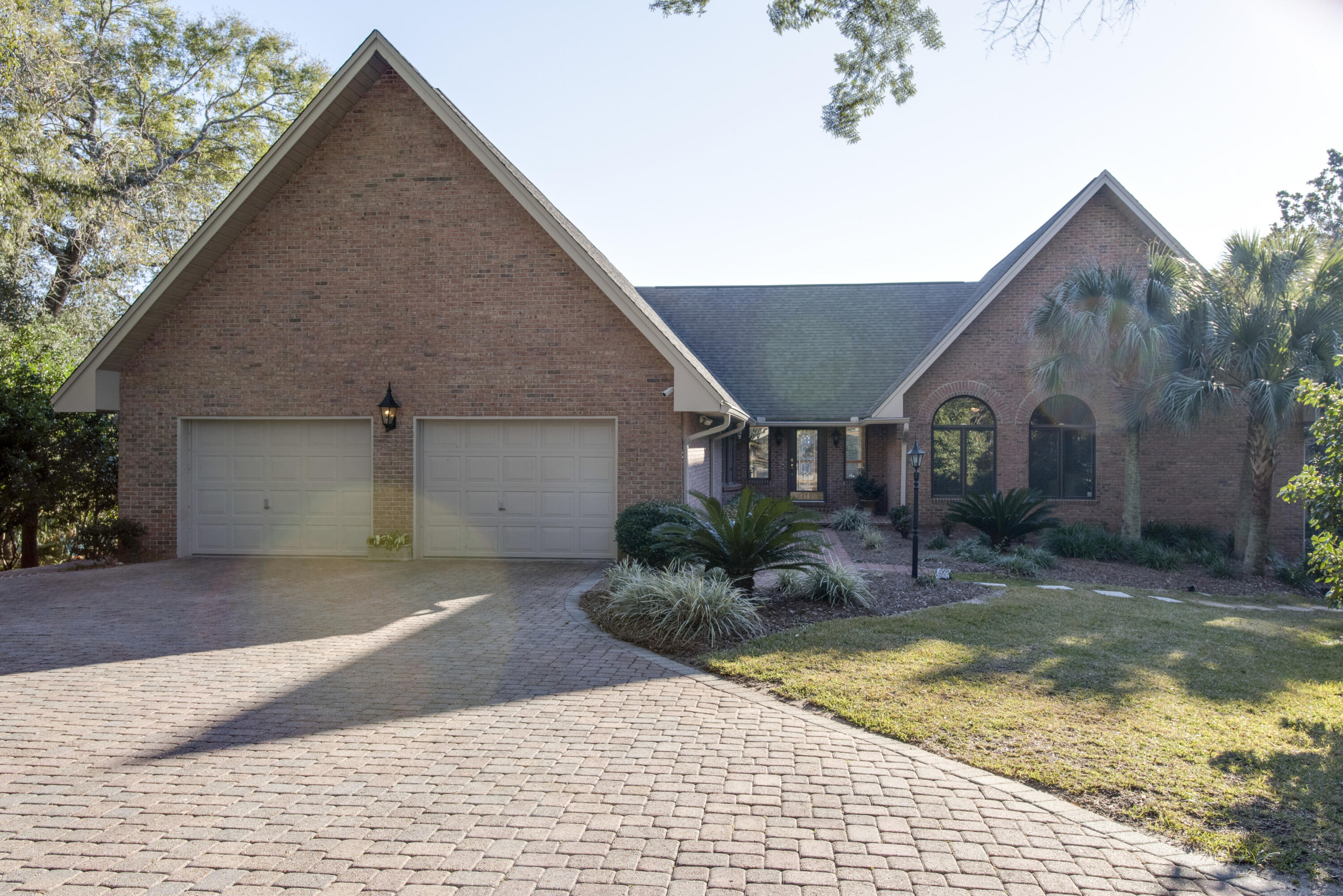 Rocky Bayou Cc Est 3 - Residential