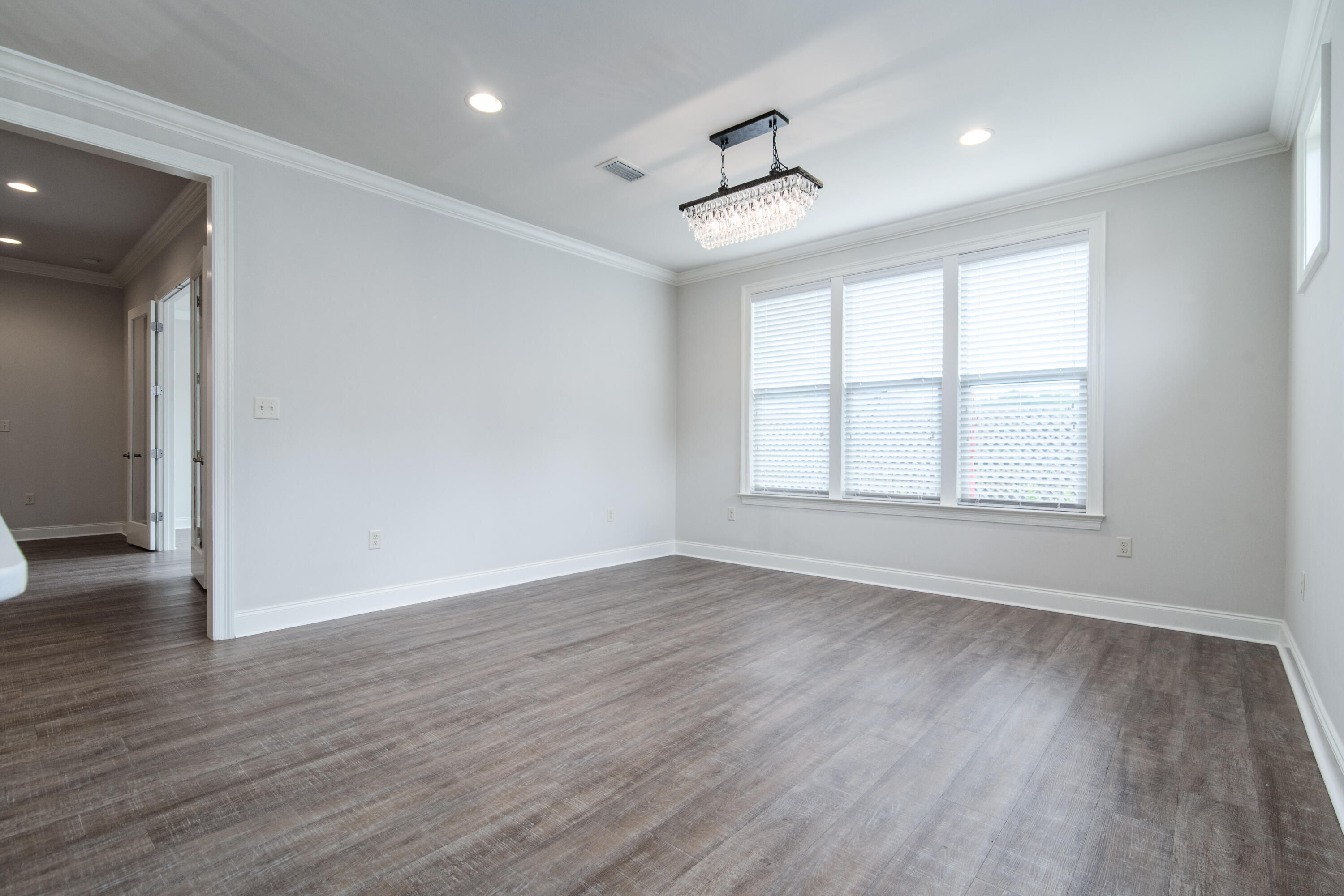 MAGNOLIA WOODS - Residential Lease