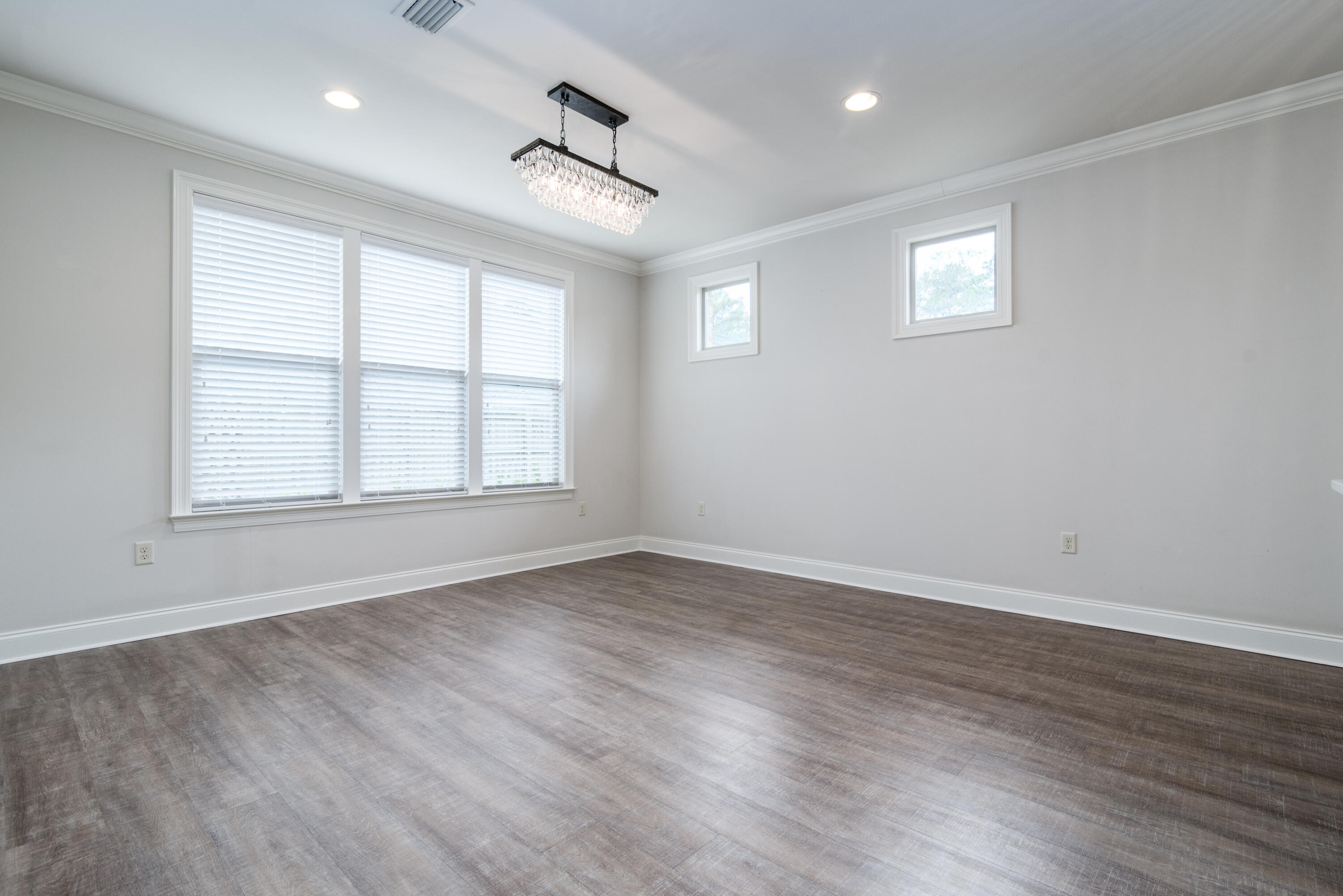 MAGNOLIA WOODS - Residential Lease