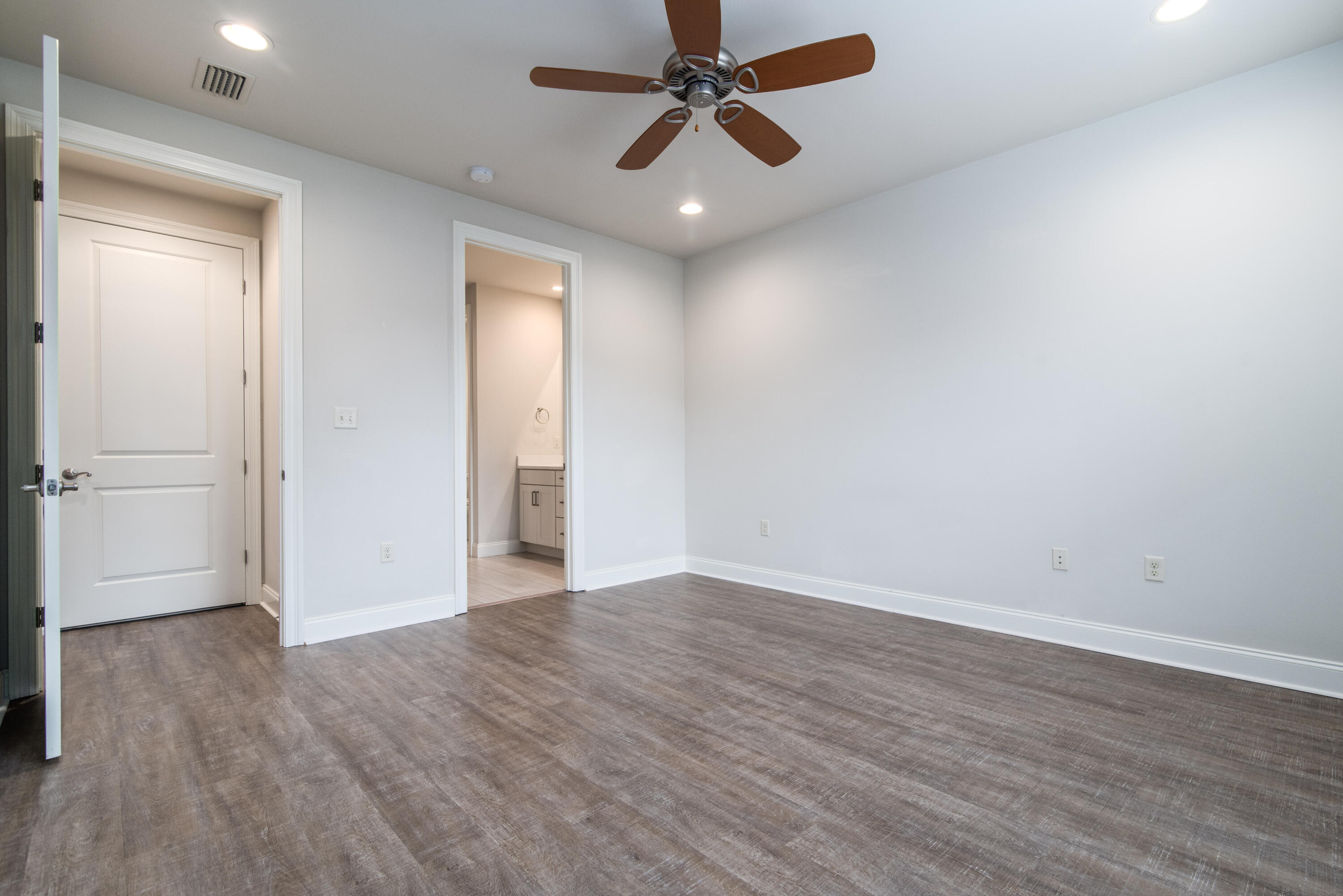 MAGNOLIA WOODS - Residential Lease