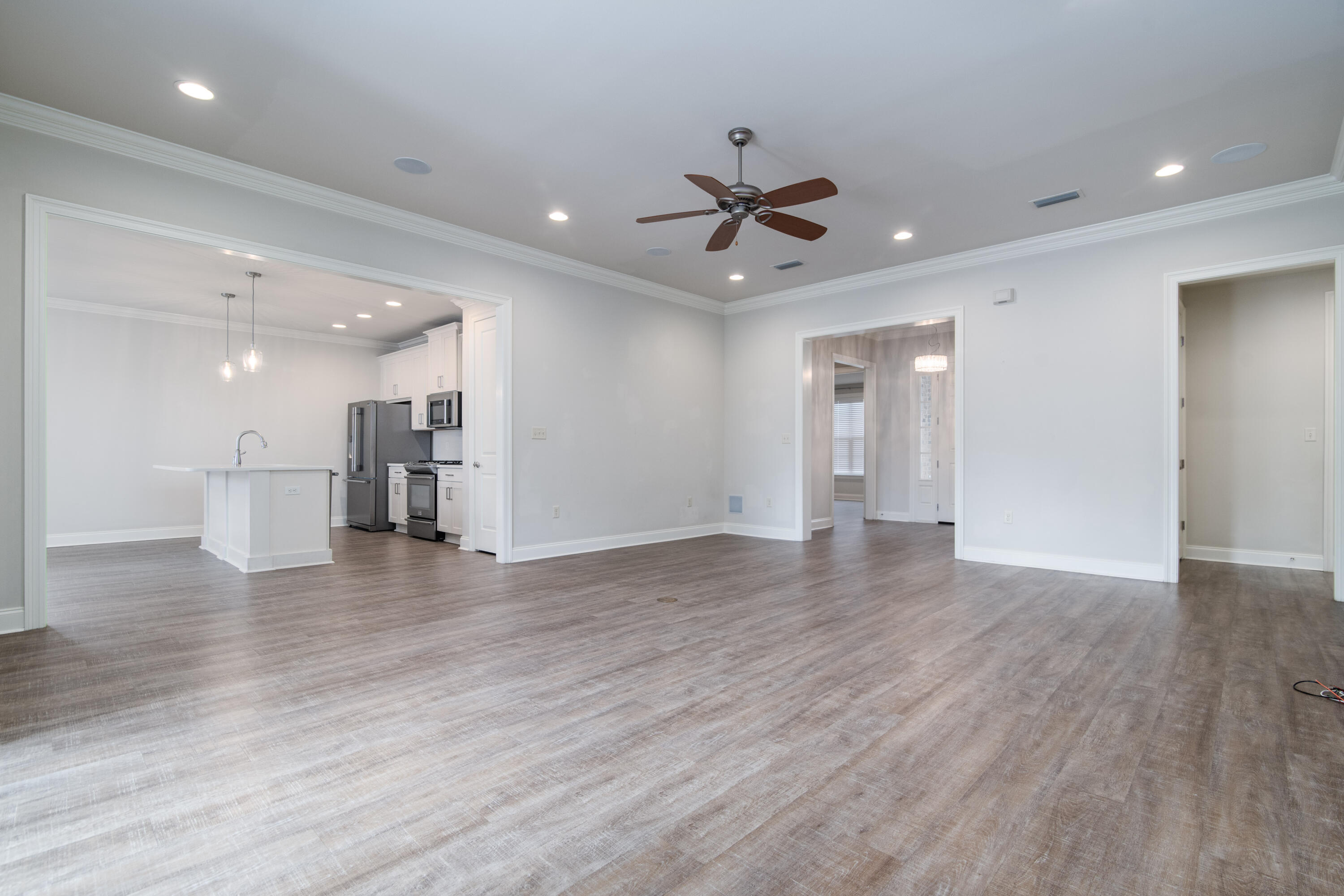 MAGNOLIA WOODS - Residential Lease