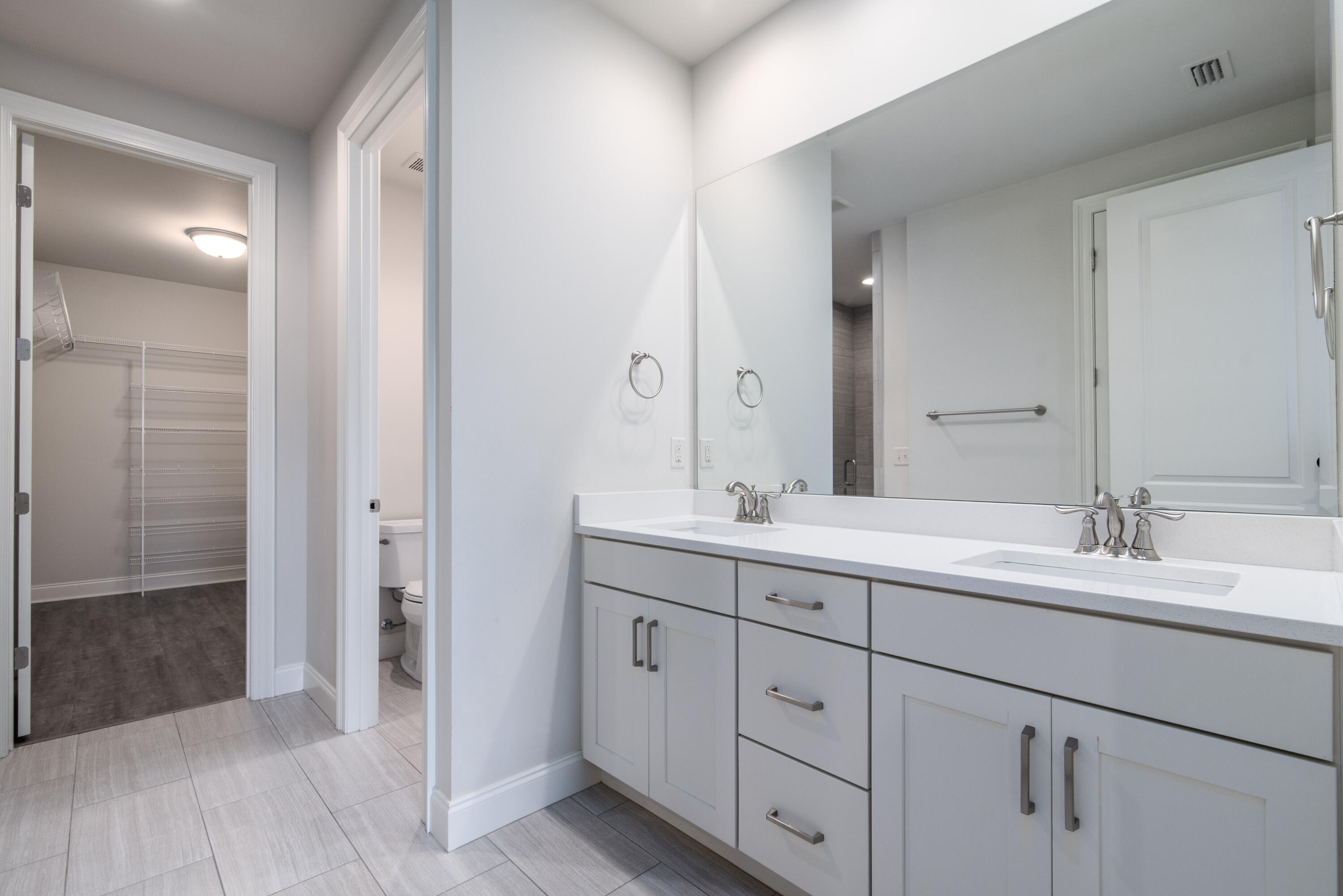 MAGNOLIA WOODS - Residential Lease