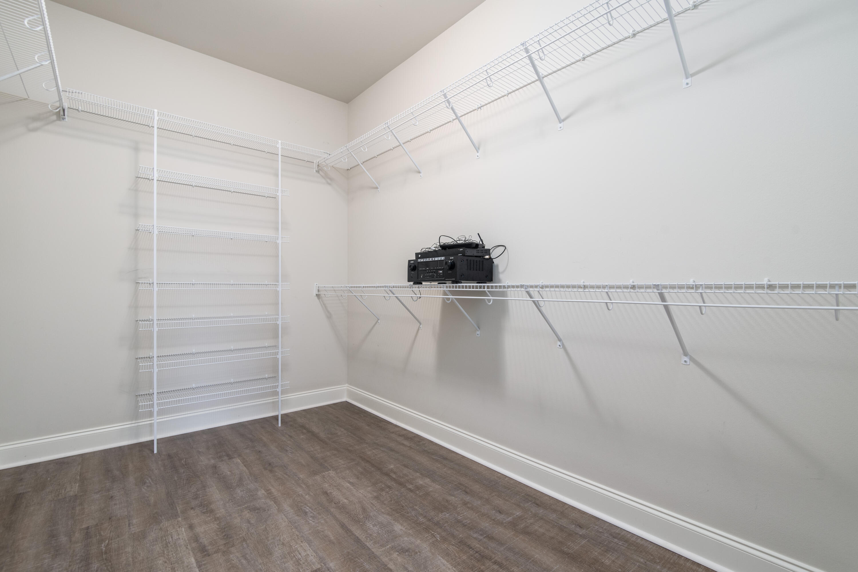 MAGNOLIA WOODS - Residential Lease