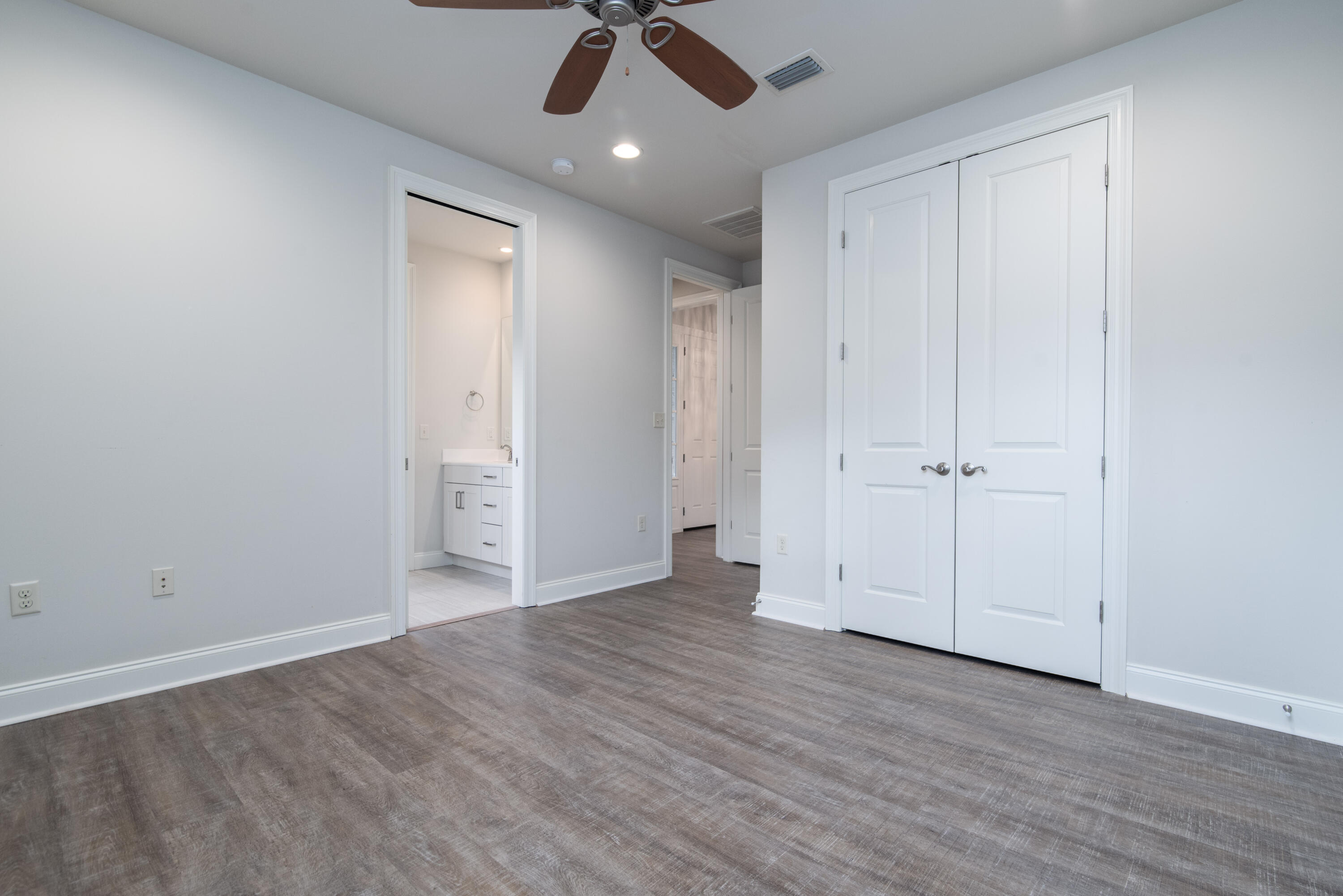 MAGNOLIA WOODS - Residential Lease