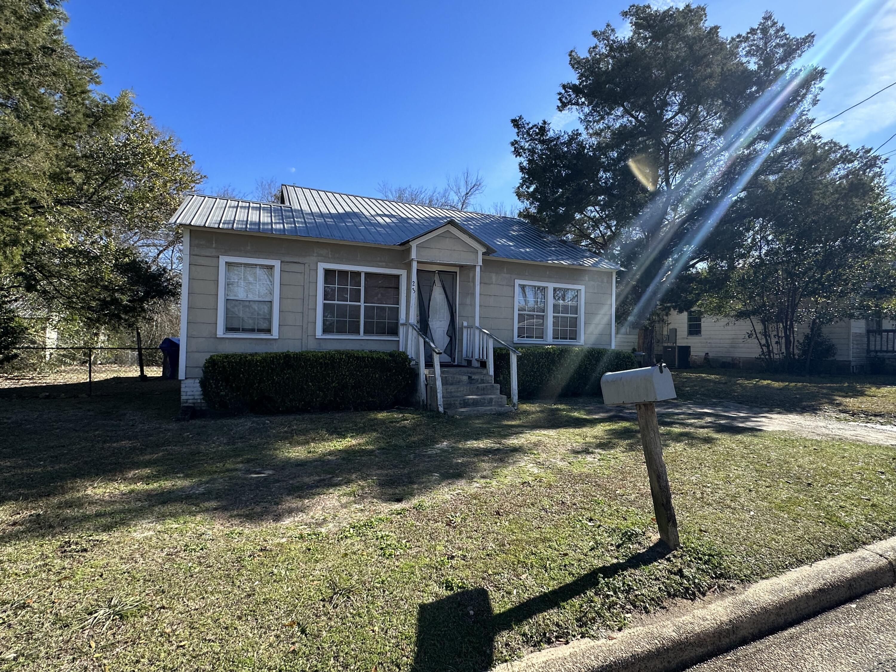 Great Opportunity!! 2Bed/1Bath, metal roof and a fenced in yard with great potential! Located in the middle of Andalusia Alabama with just a short drive from local schools, hospital, a variety of restaurants. US-29 and Hwy 55 are in close proximity to the property. ** Multiple lots also available, inquire for more info, see also listed in the neighborhood and more.