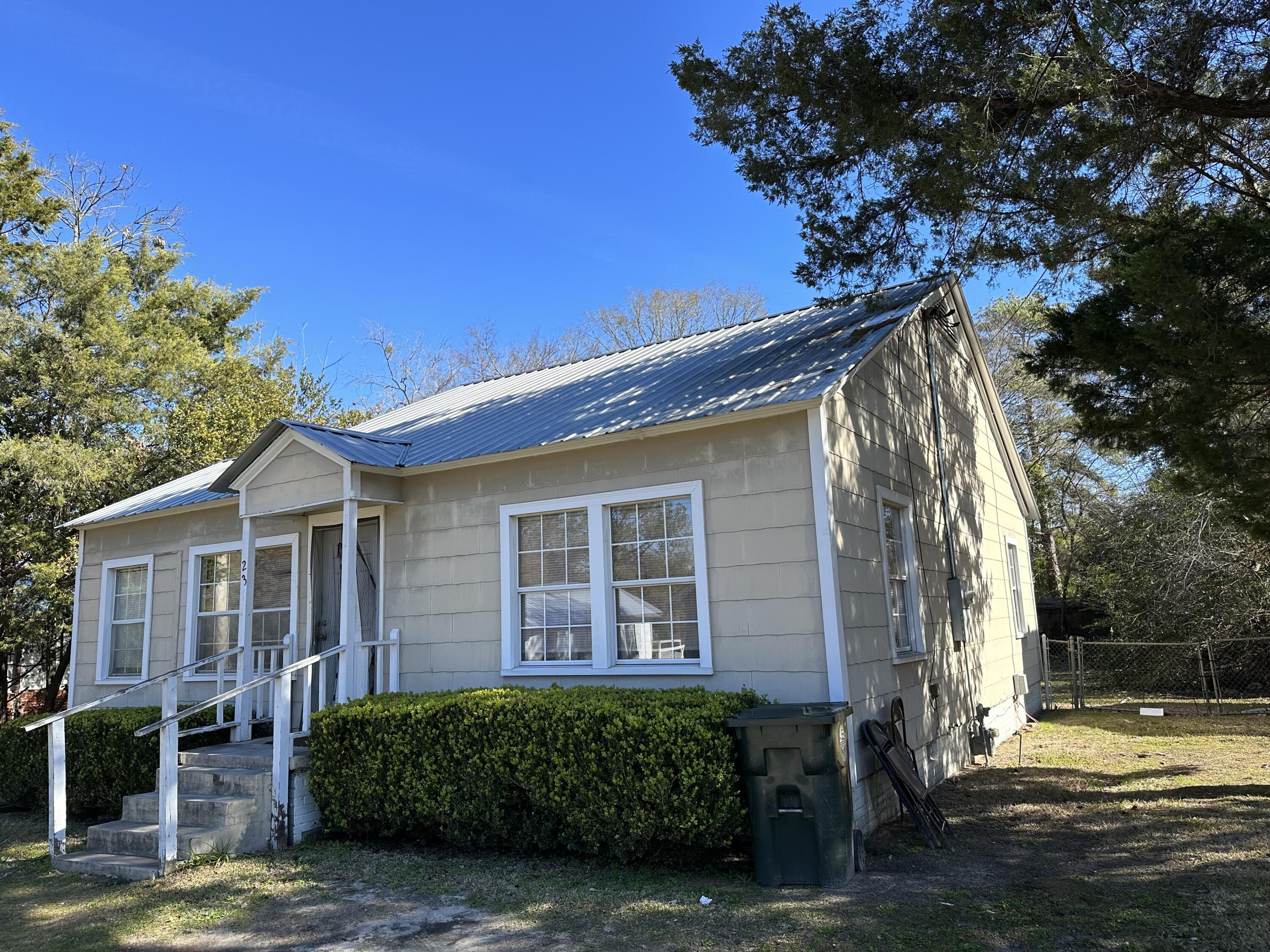 METES & BOUNDS - Residential