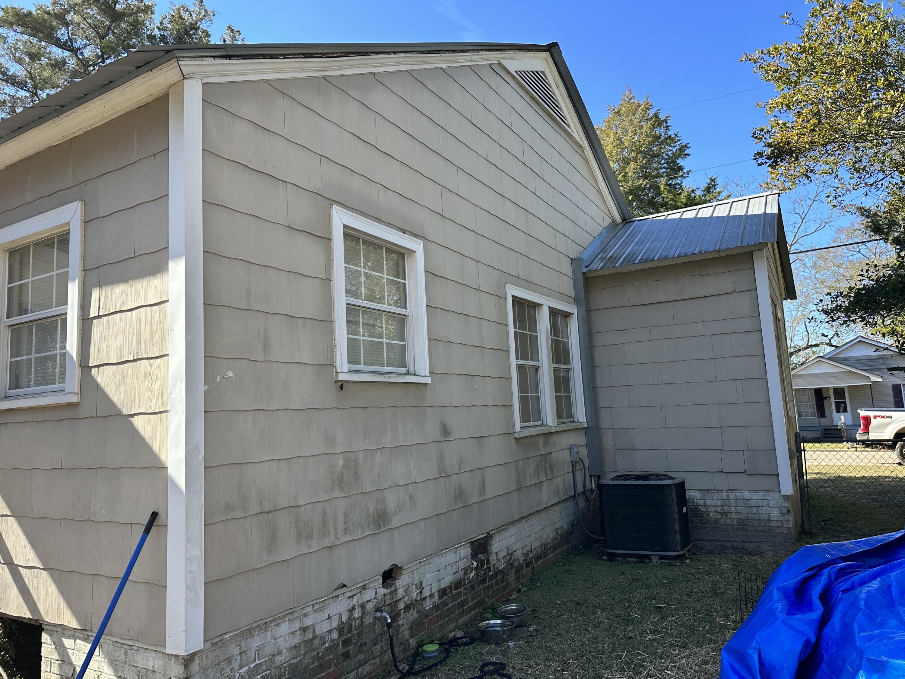 METES & BOUNDS - Residential