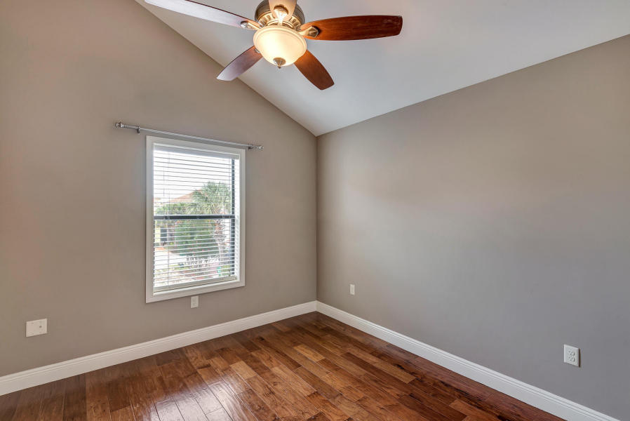 CALUSA BAY S/D - Residential