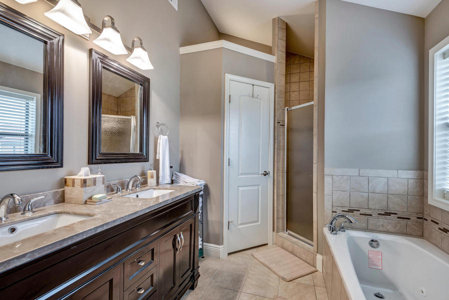 CALUSA BAY S/D - Residential