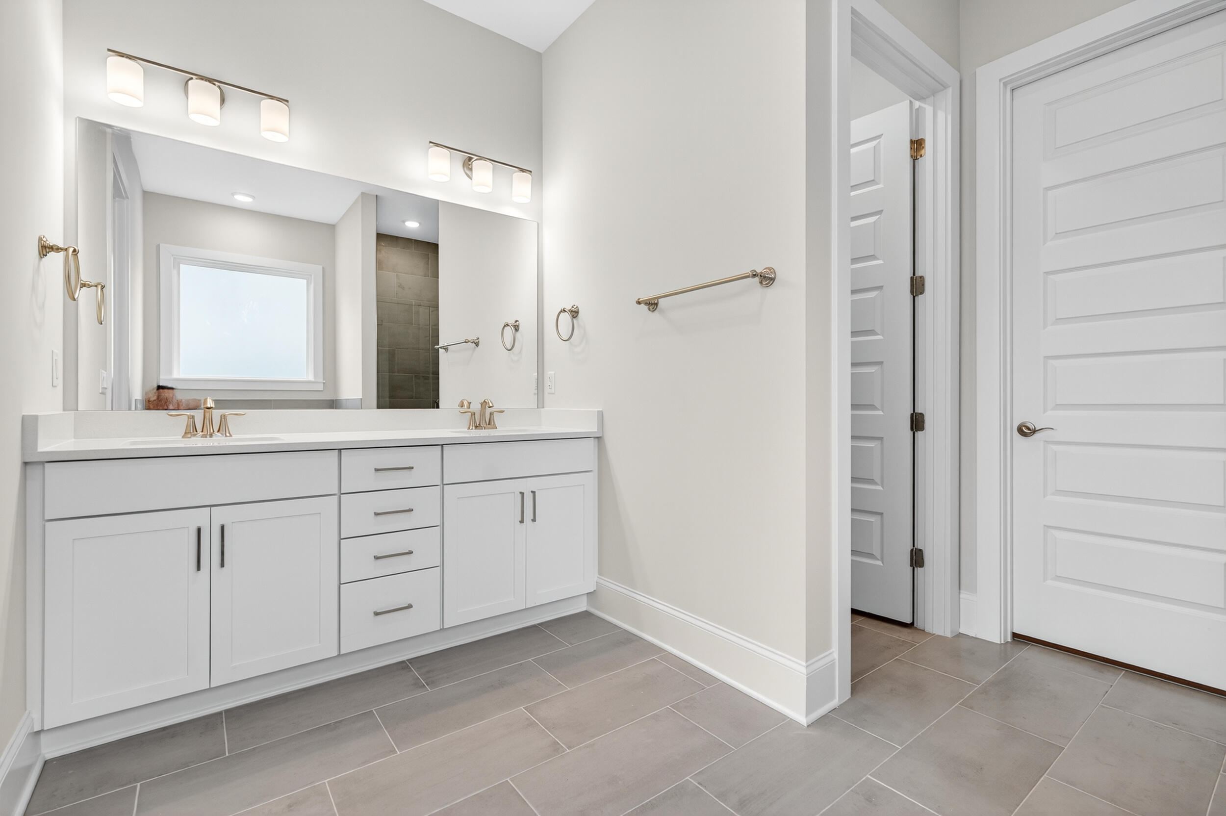 MAGNOLIA BAY ESTATES - Residential