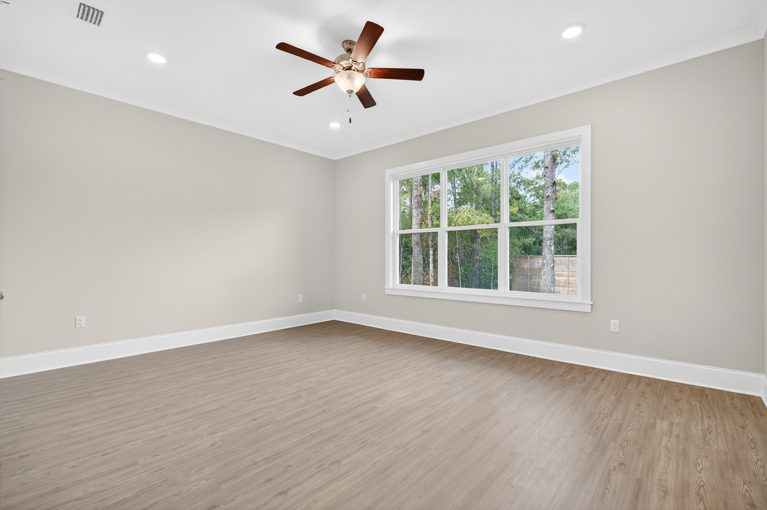 MAGNOLIA BAY ESTATES - Residential