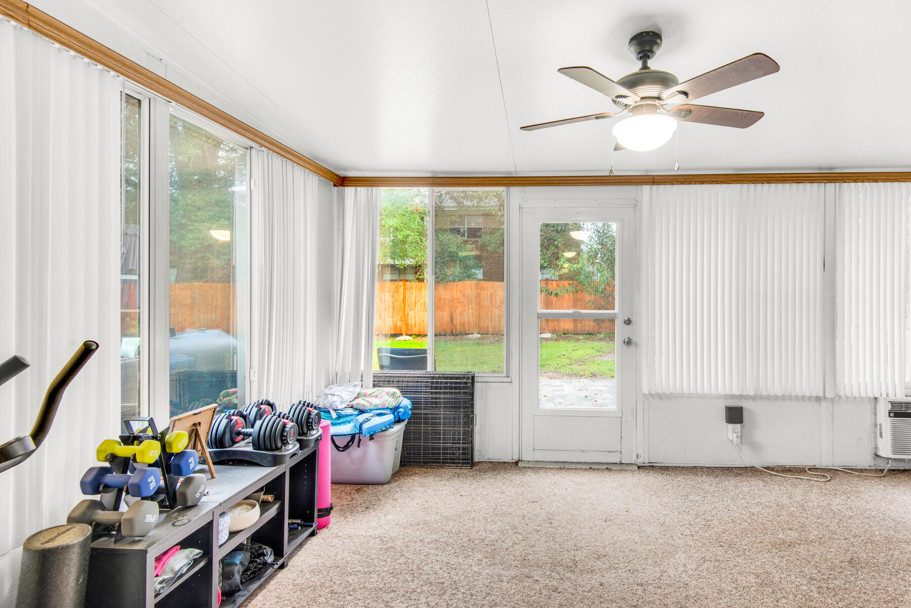 COLONIAL HEIGHTS - Residential