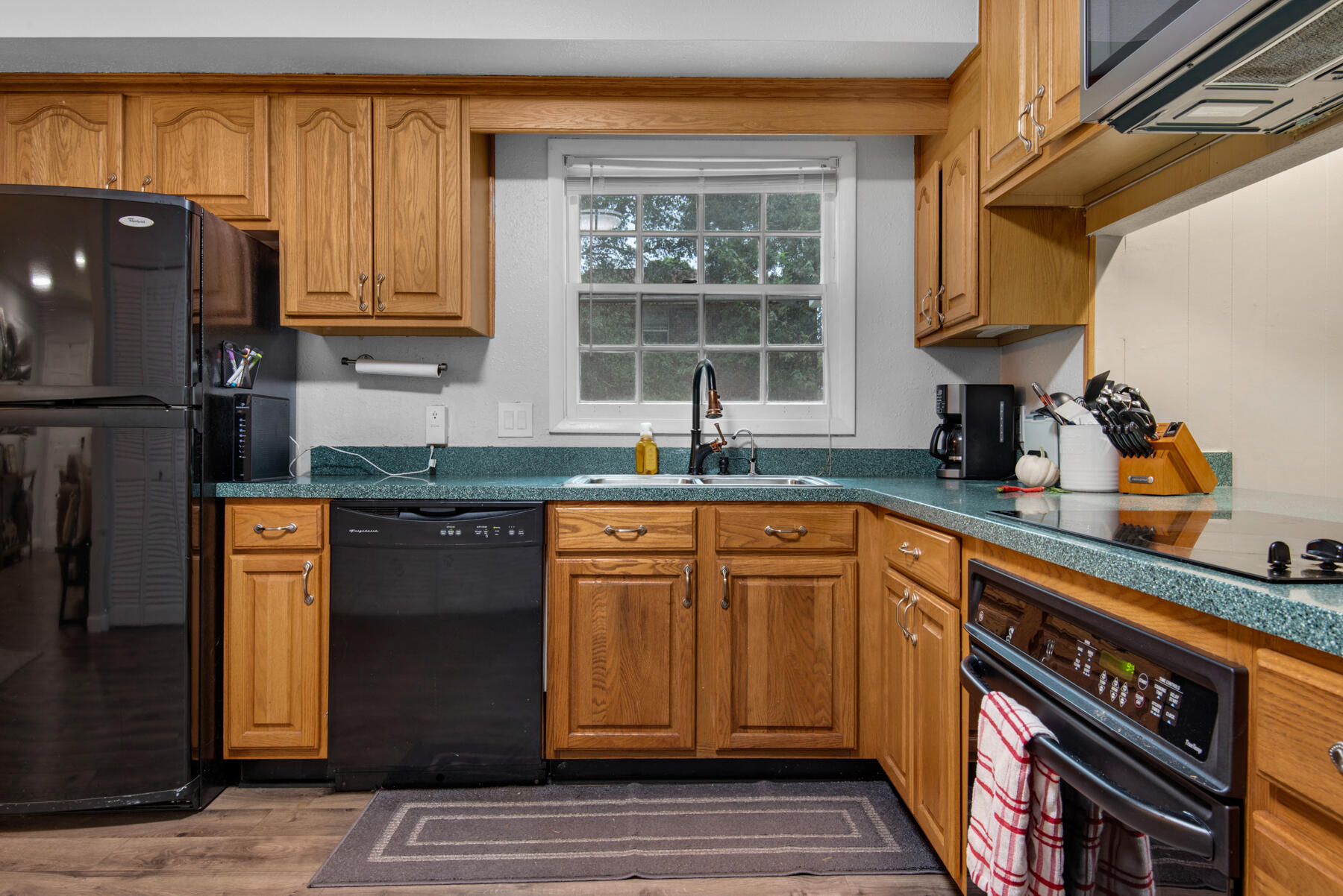 COLONIAL HEIGHTS - Residential