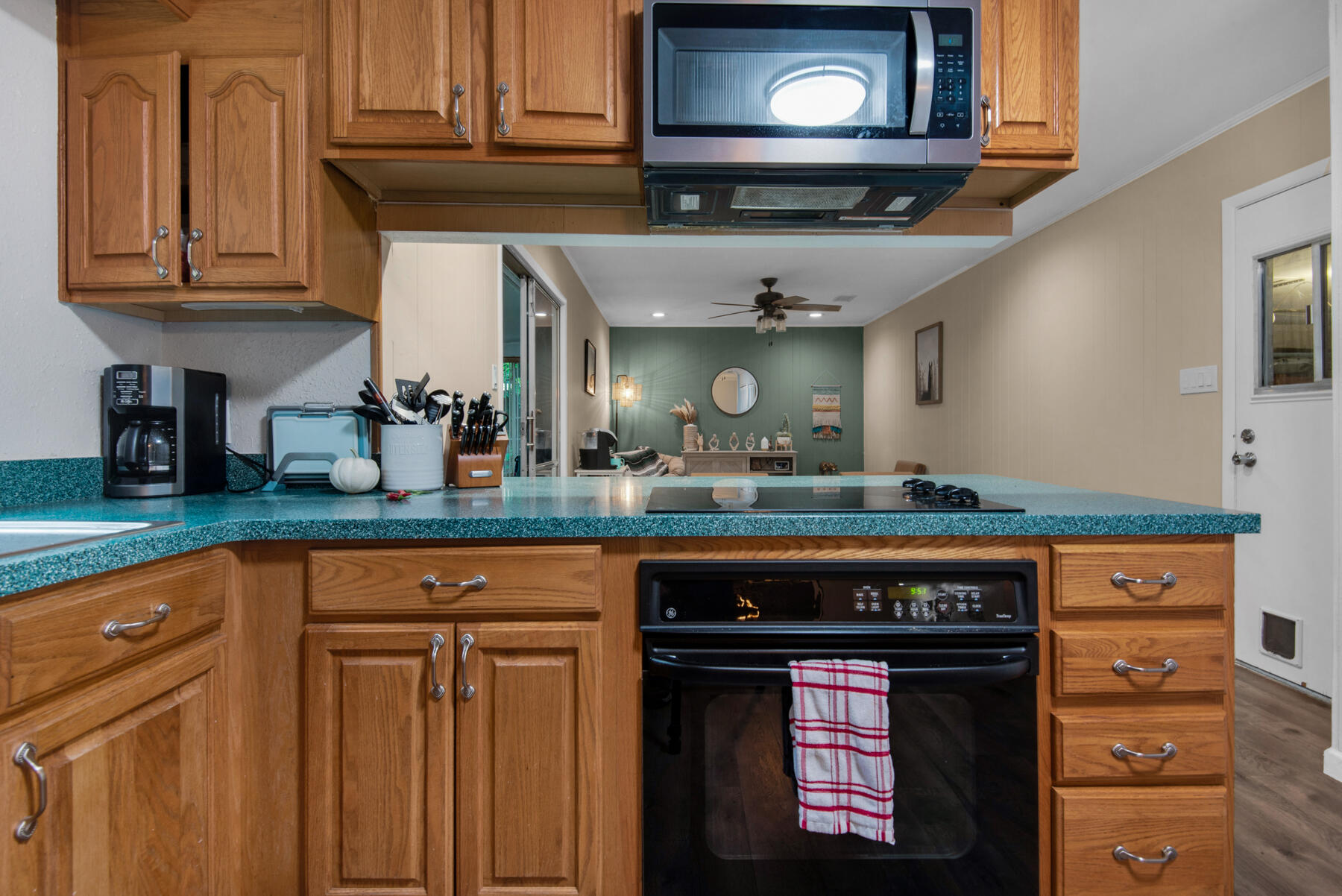 COLONIAL HEIGHTS - Residential