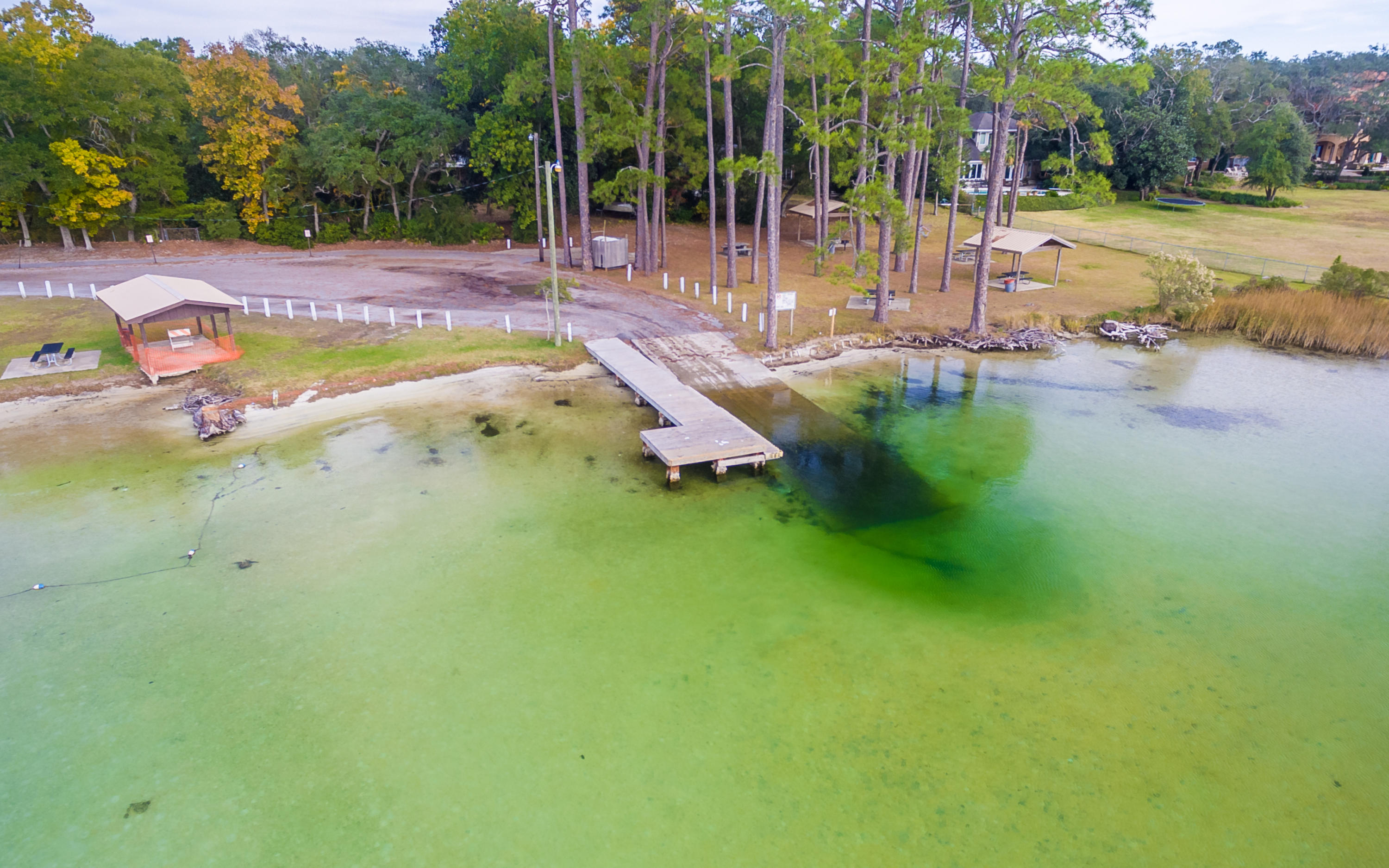 Poquito Bayou - Residential