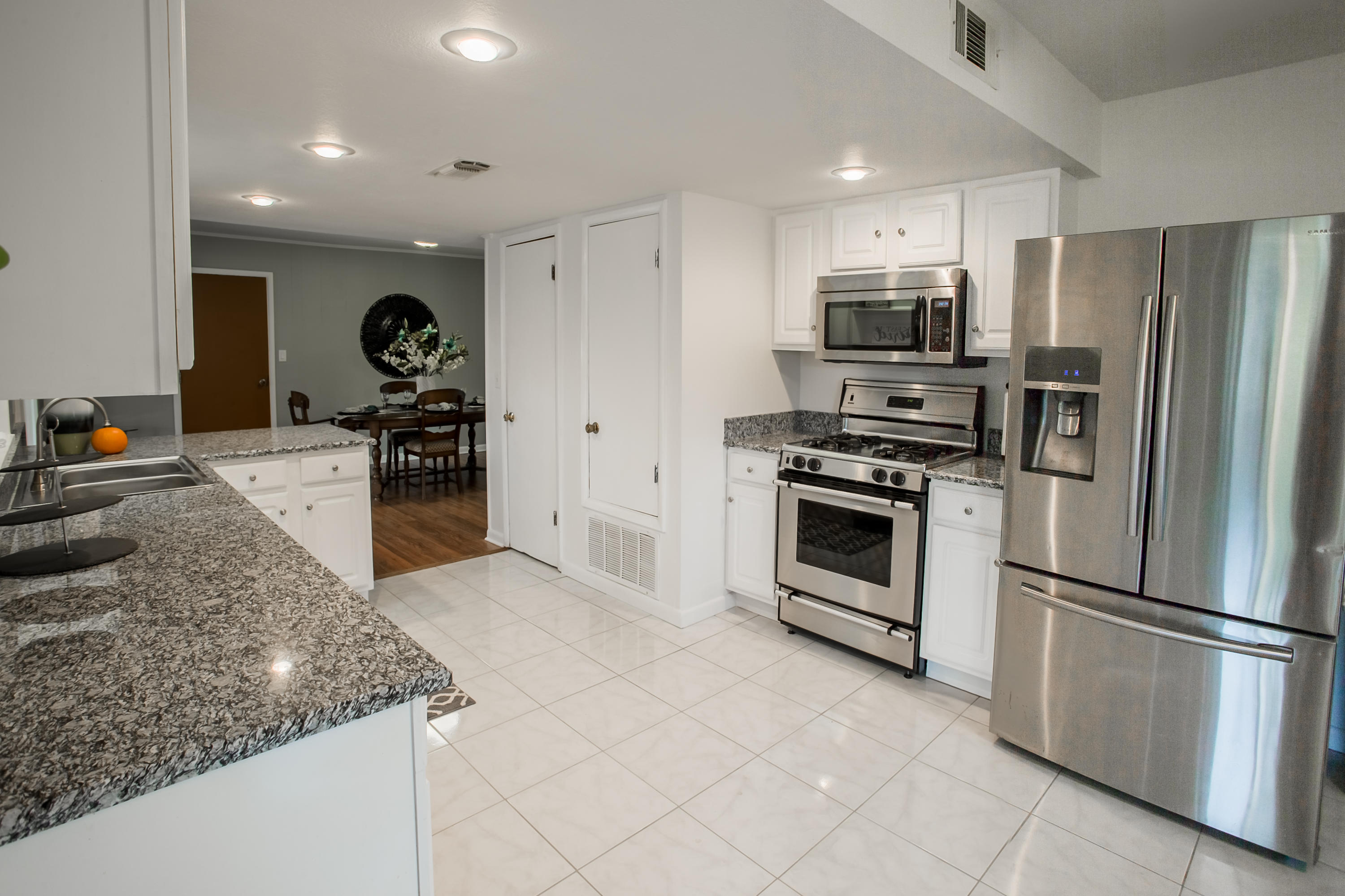 Poquito Bayou - Residential