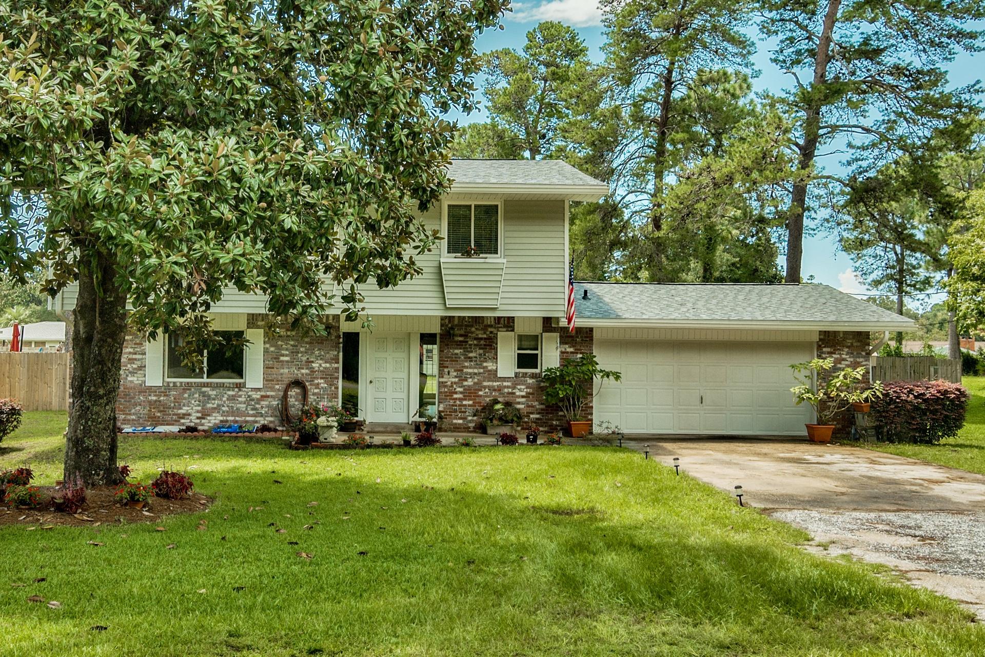 Poquito Bayou - Residential