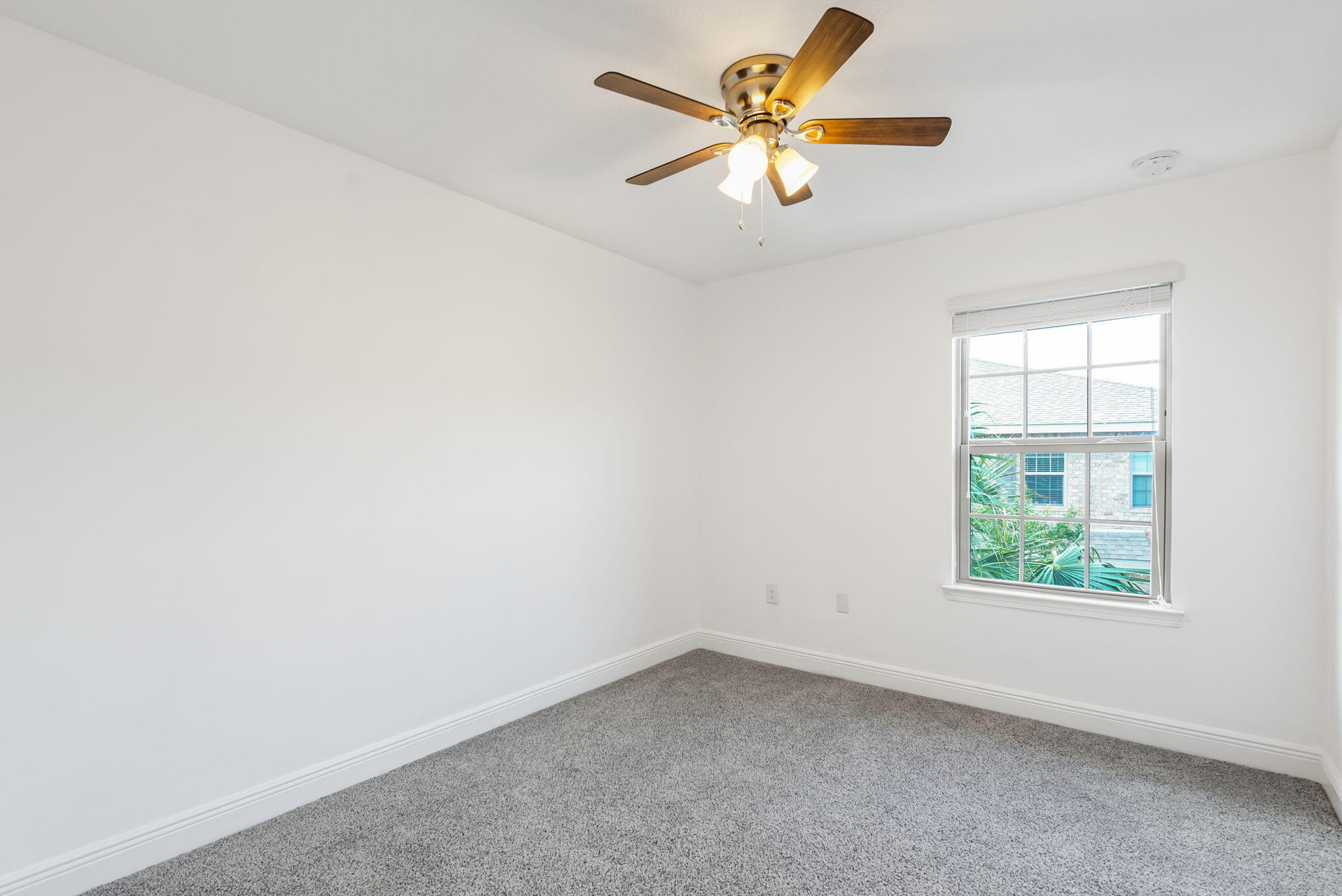 RESERVE POINTE - Residential