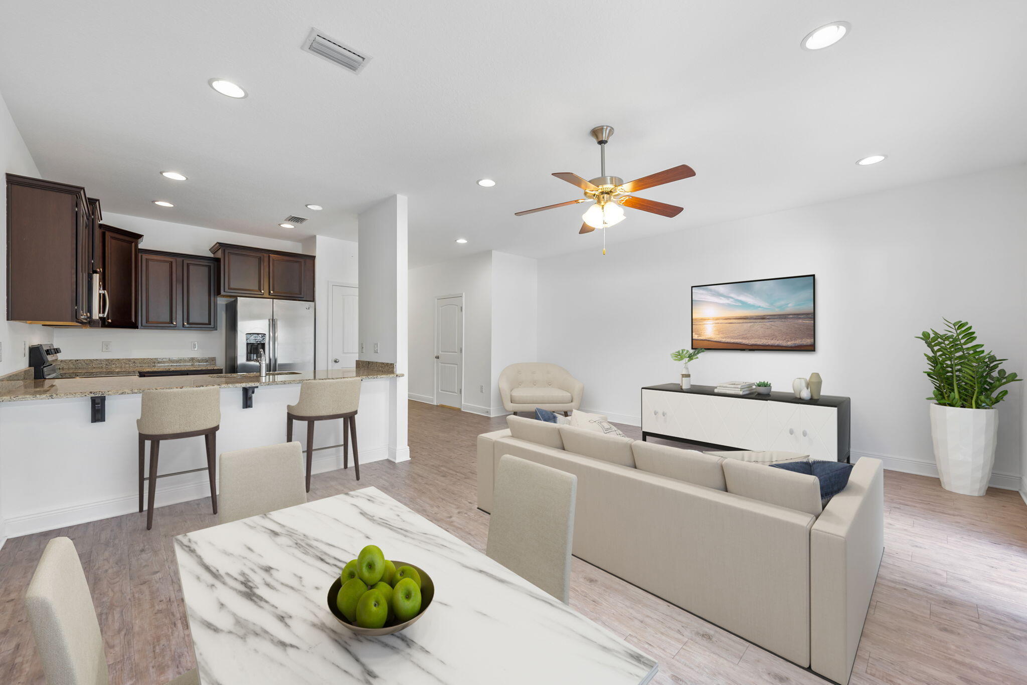 RESERVE POINTE - Residential