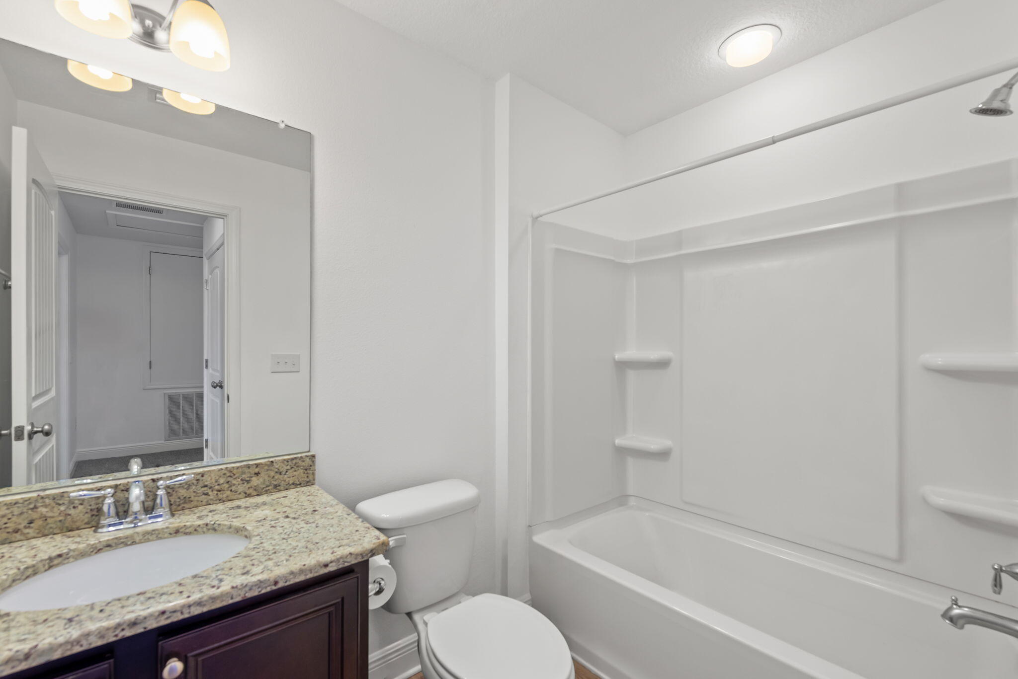 RESERVE POINTE - Residential