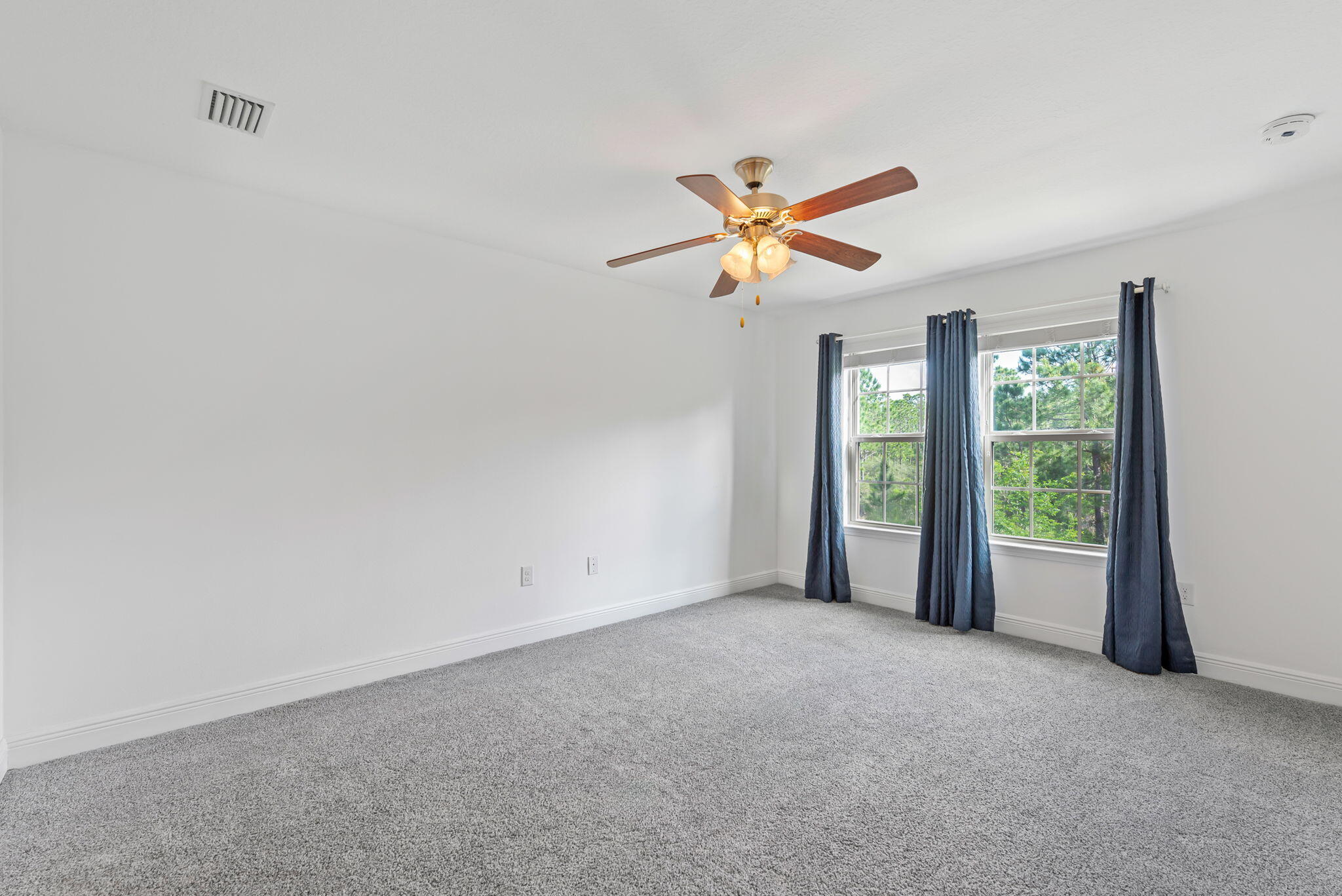 RESERVE POINTE - Residential