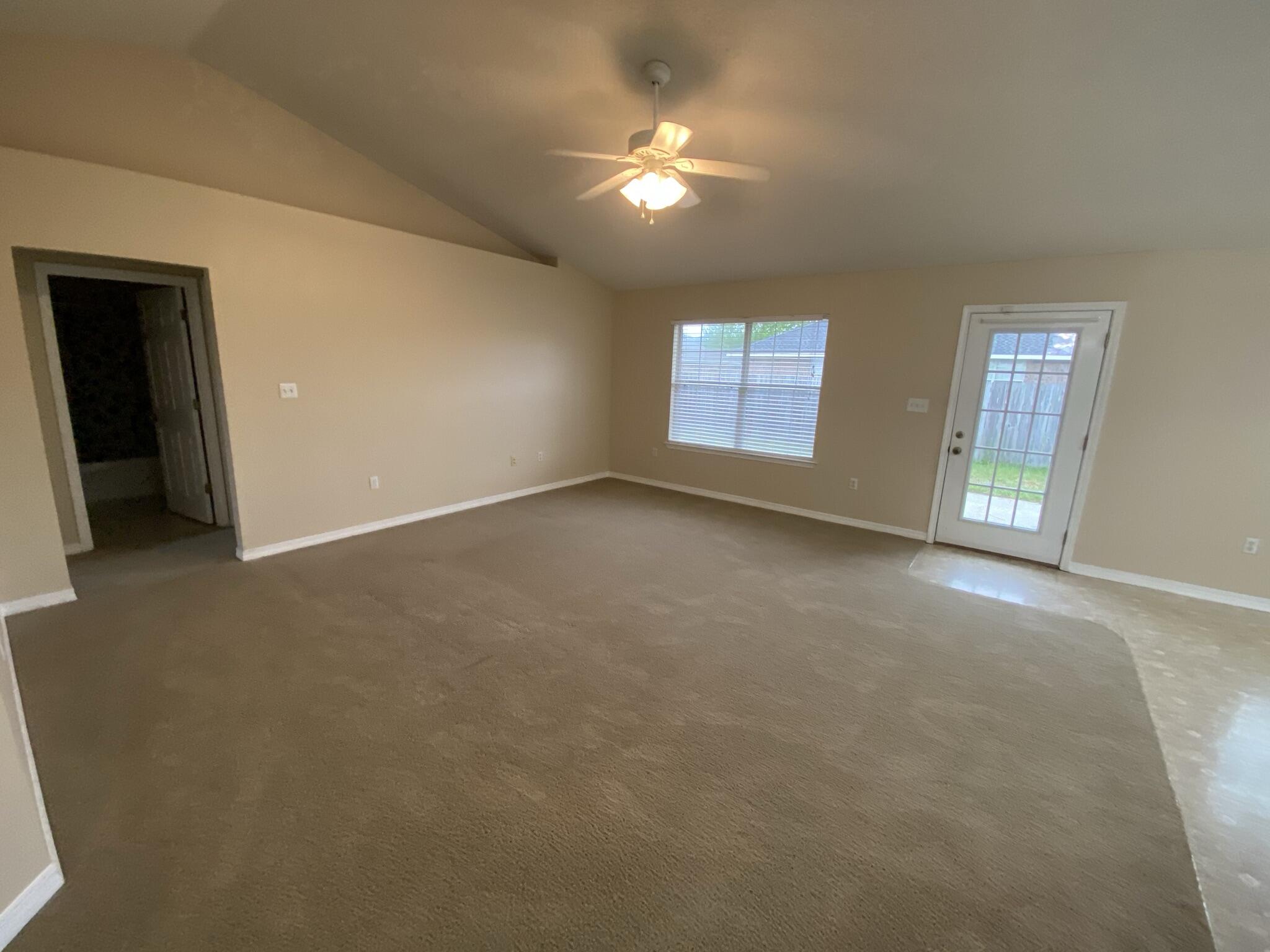 HAMPTON RIDGE ESTATES - Residential