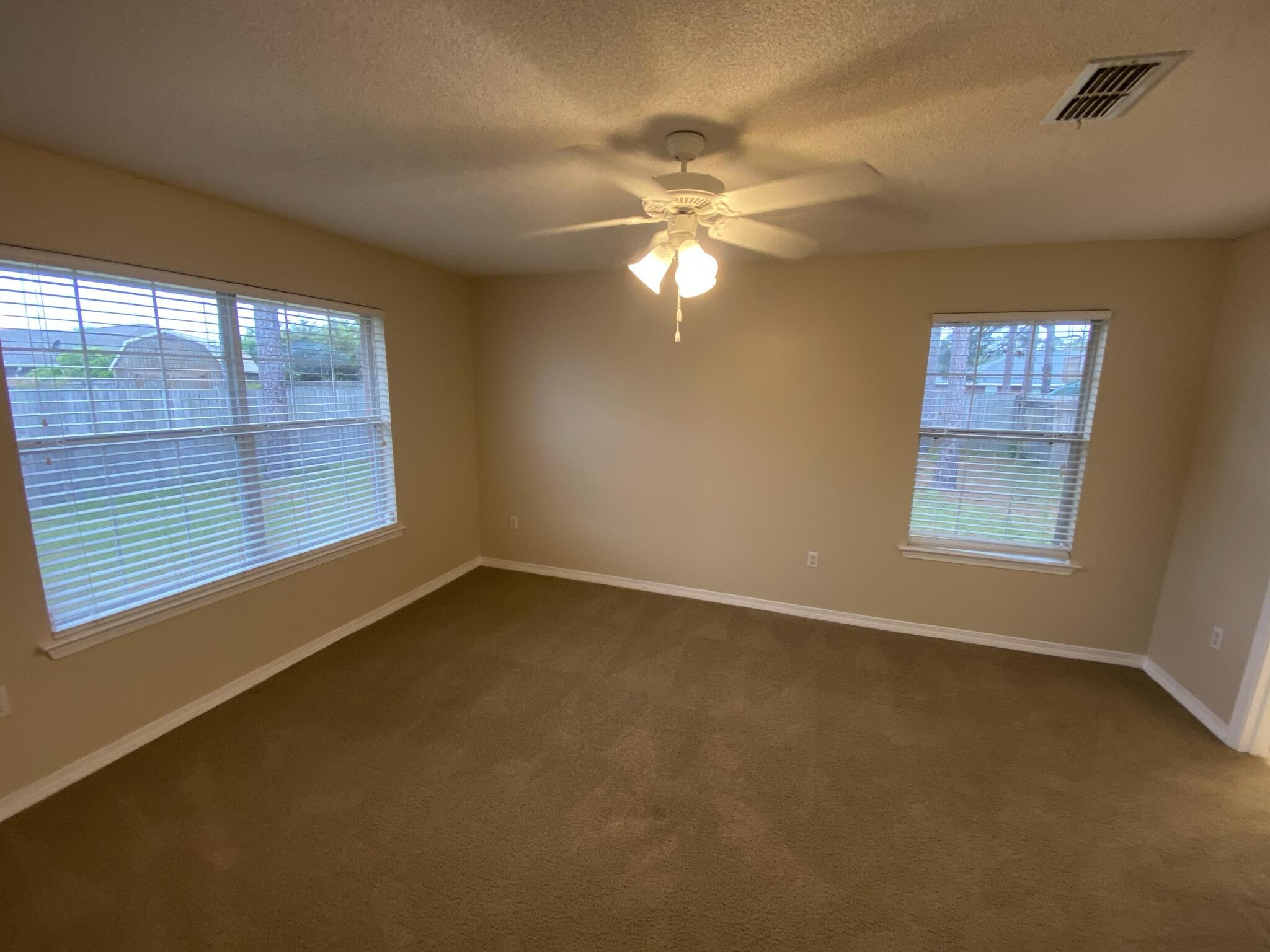 HAMPTON RIDGE ESTATES - Residential