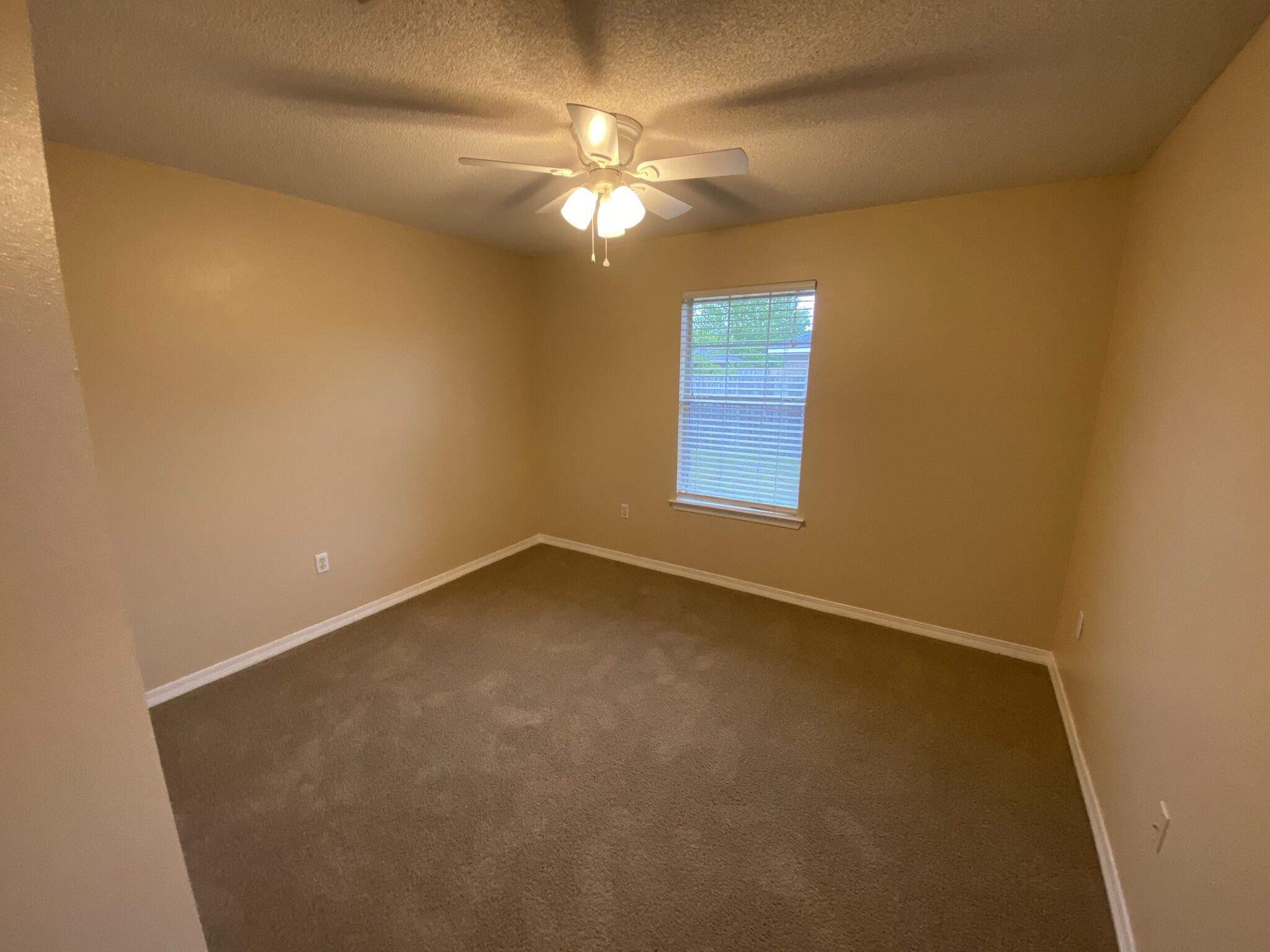 HAMPTON RIDGE ESTATES - Residential