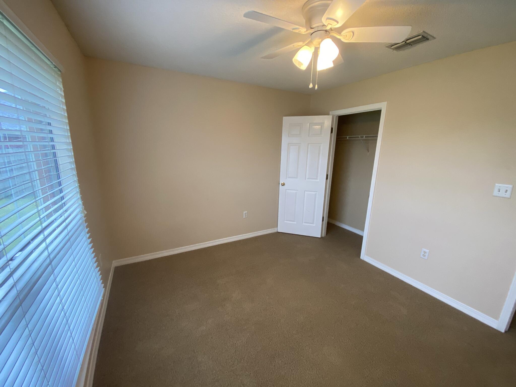 HAMPTON RIDGE ESTATES - Residential