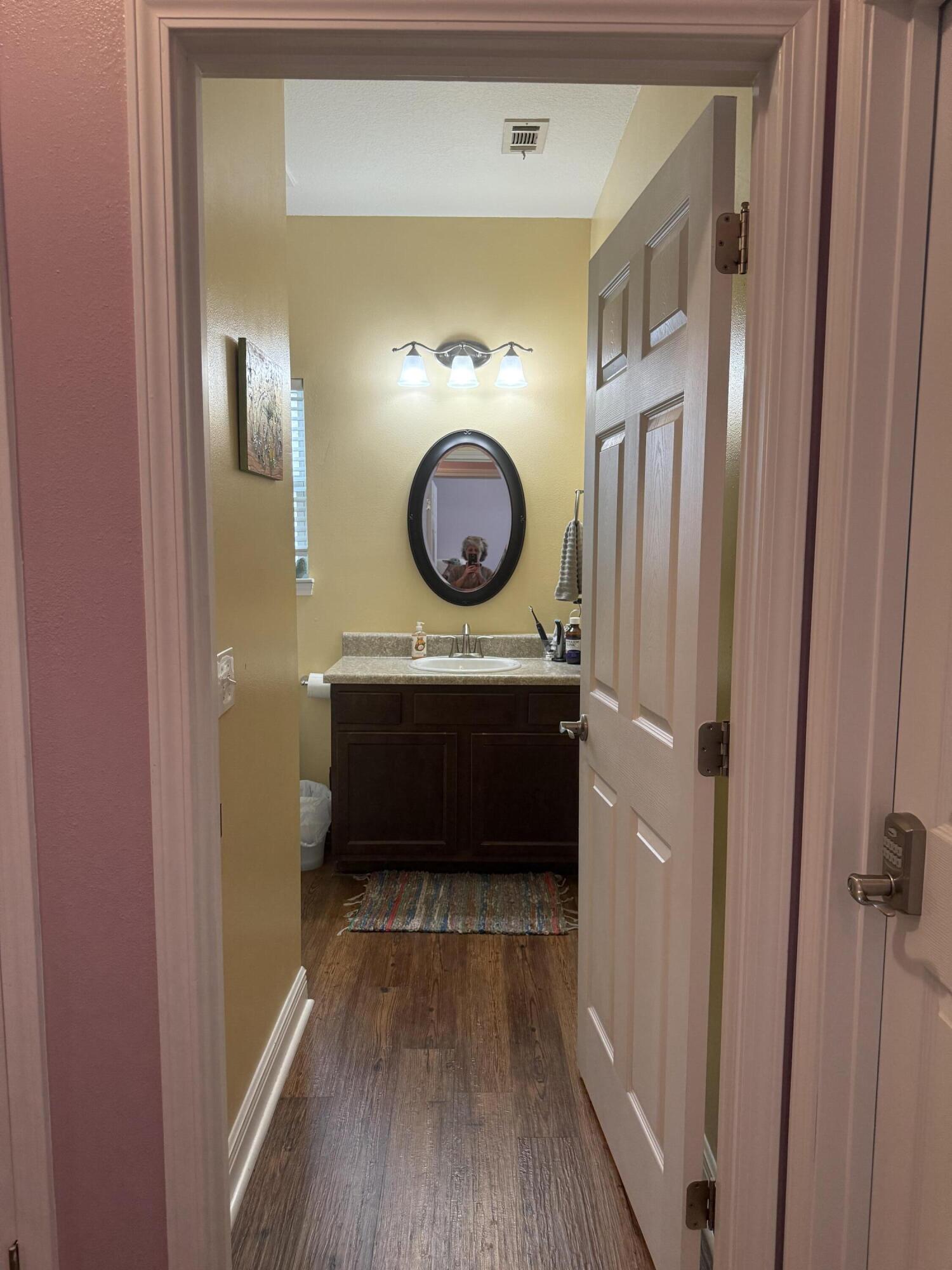 LAKEWOOD Cottages - Residential Lease