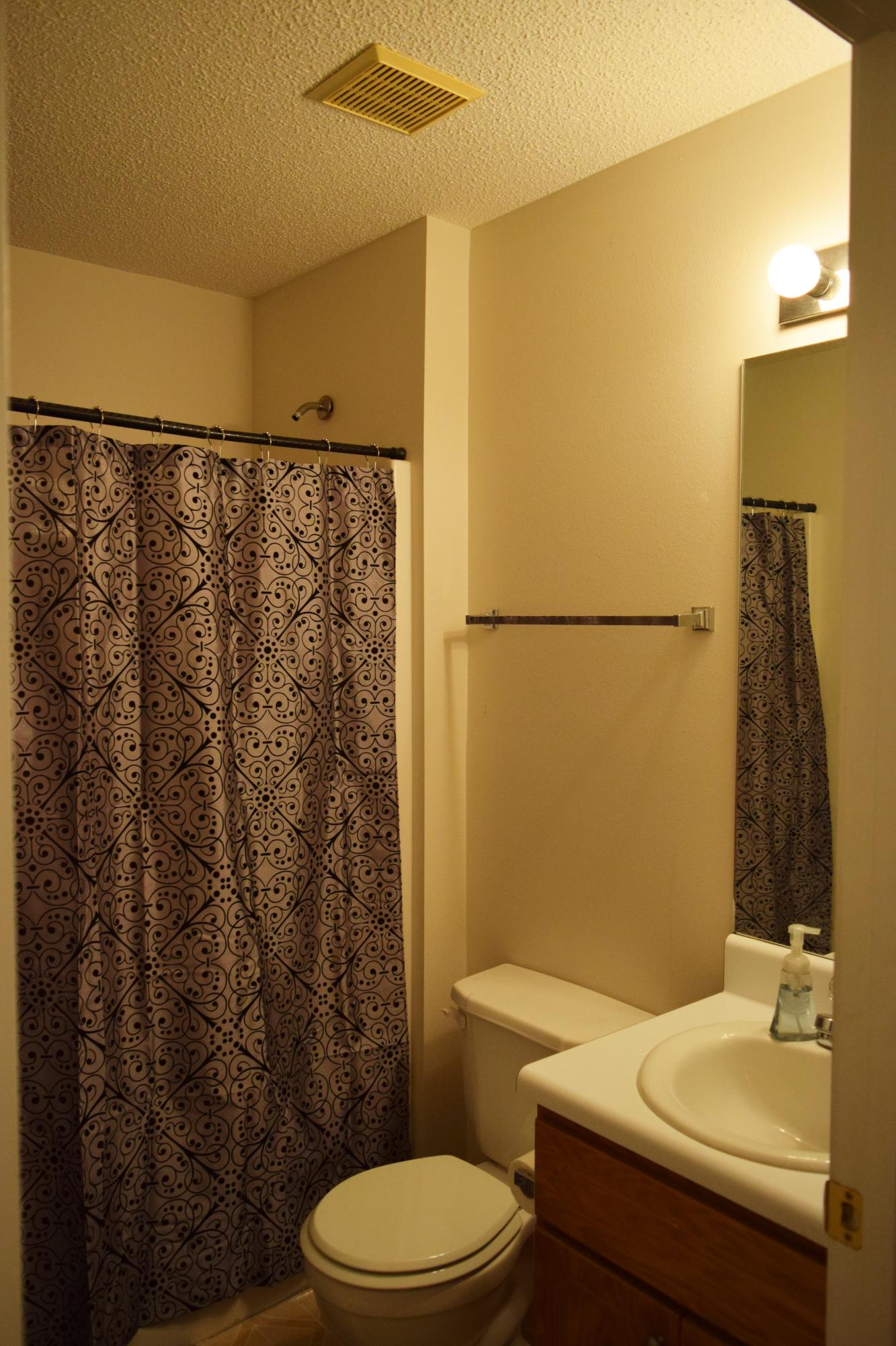 AUBURN ACRES - Residential