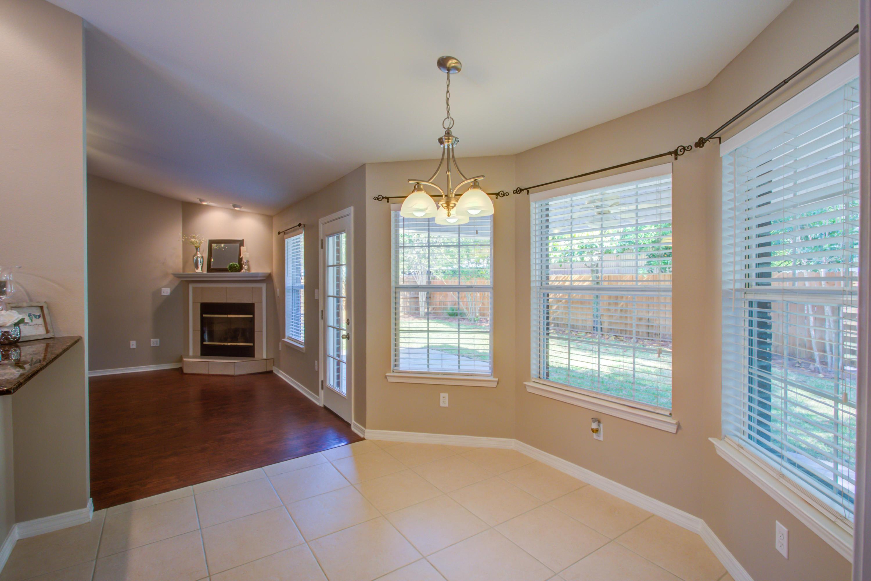 HELMS & ALLEN - Residential