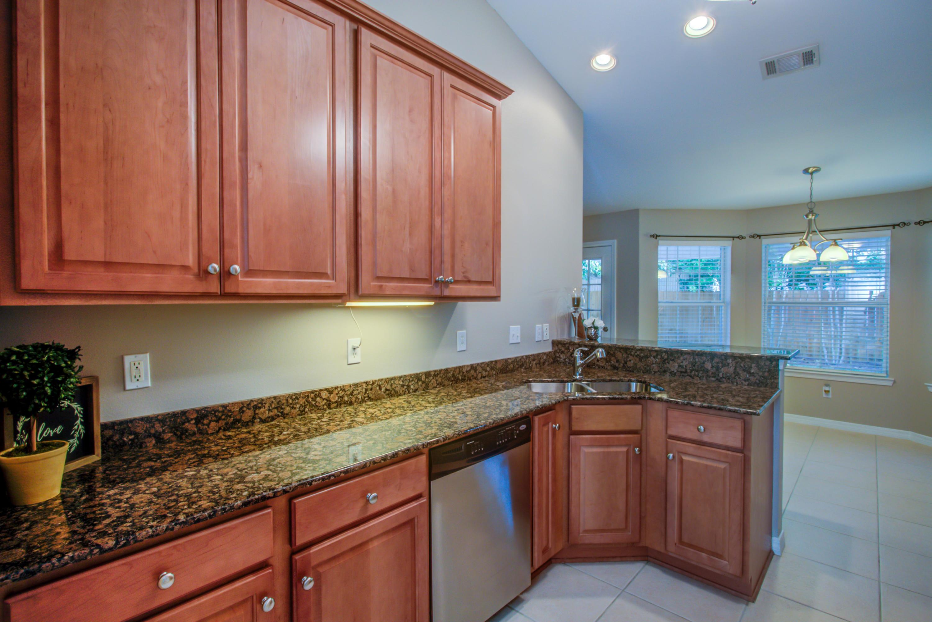 HELMS & ALLEN - Residential