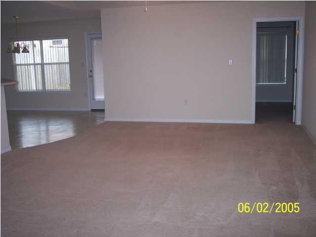 CREEKSIDE - Residential Lease