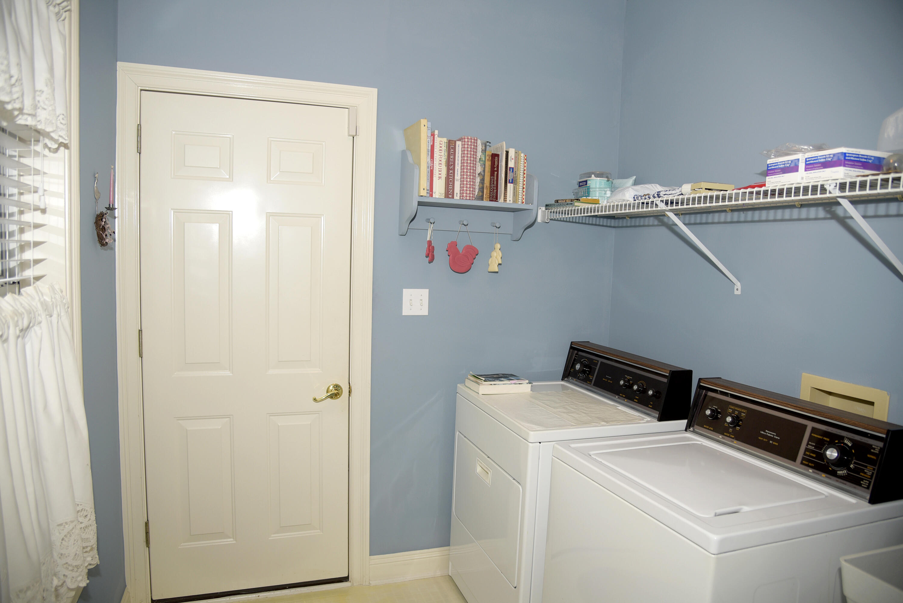 TURNBERRY PLACE - Residential