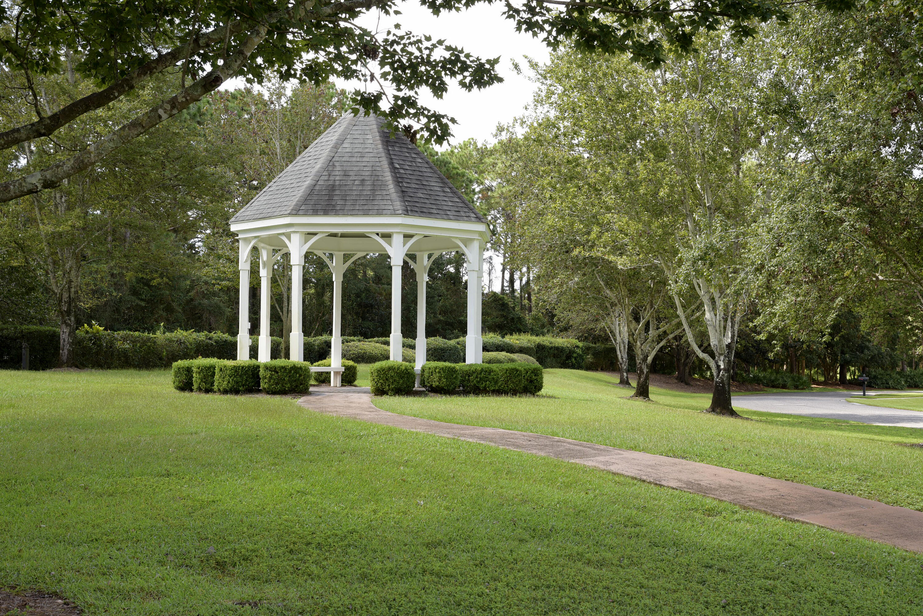 TURNBERRY PLACE - Residential