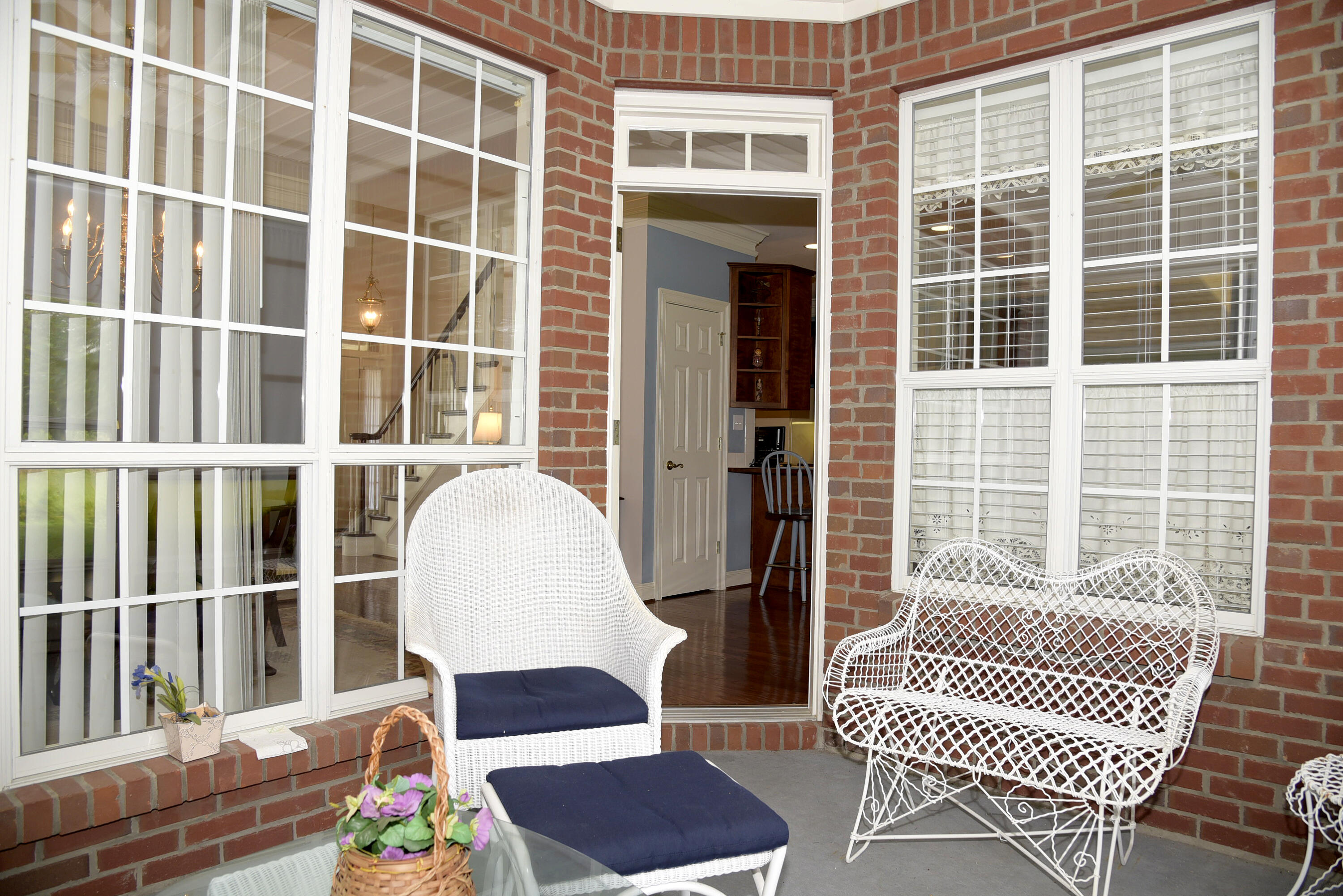 TURNBERRY PLACE - Residential