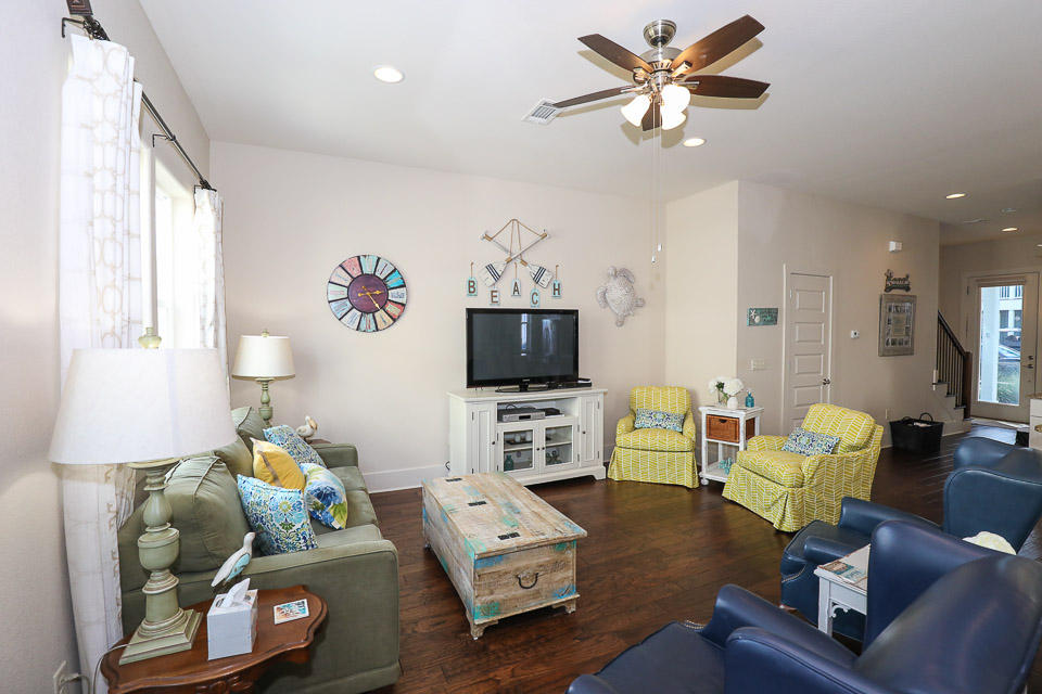 GULF REFLECTIONS - Residential